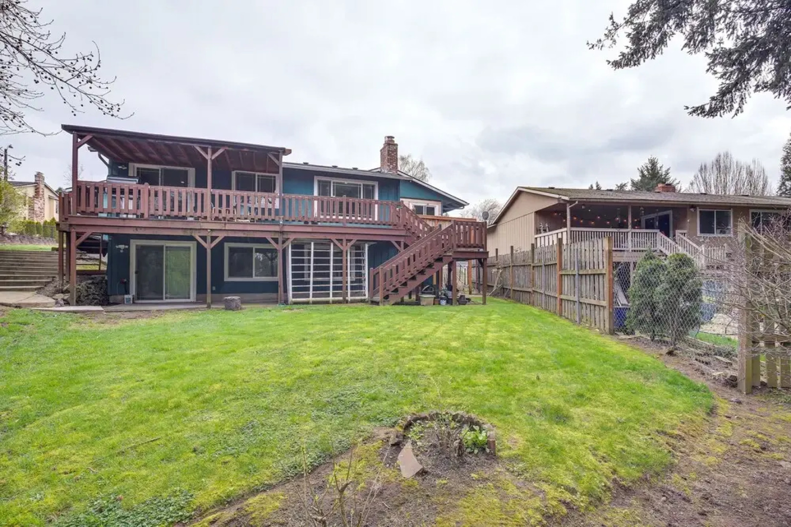 Peaceful Gresham Home w/ Grill: 2 Mi to Downtown
