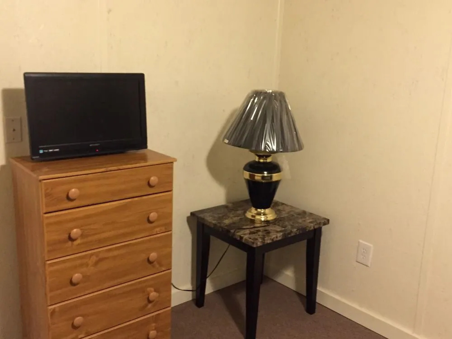 Ritz Motel & Lodging