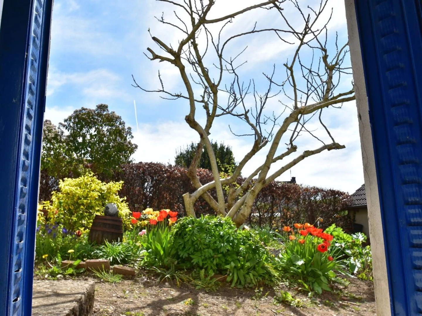 Pleasant House in Medieval Village, With Restaurants Within Walking Distance!