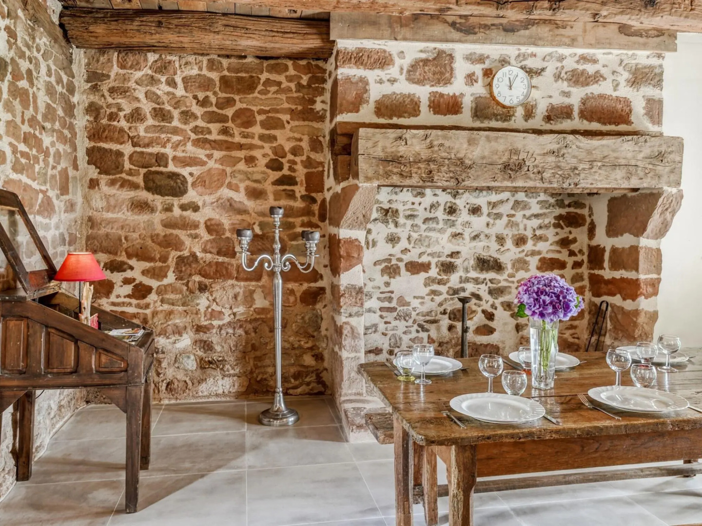 Peaceful Holiday Home in Teillots with Private Pool