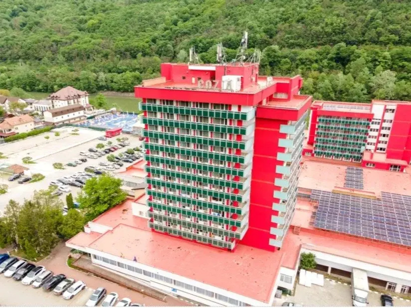 . Hotel Cozia - Complex Balnear Cozia