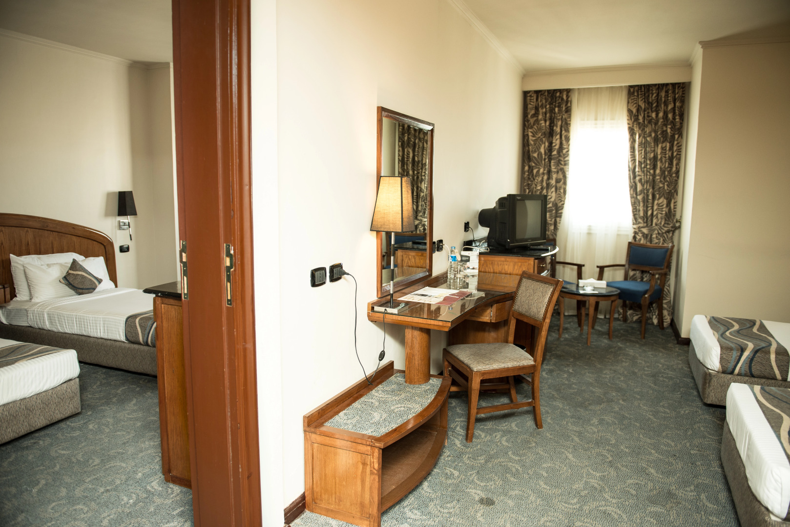 Отель Cherry Maryski Hotel