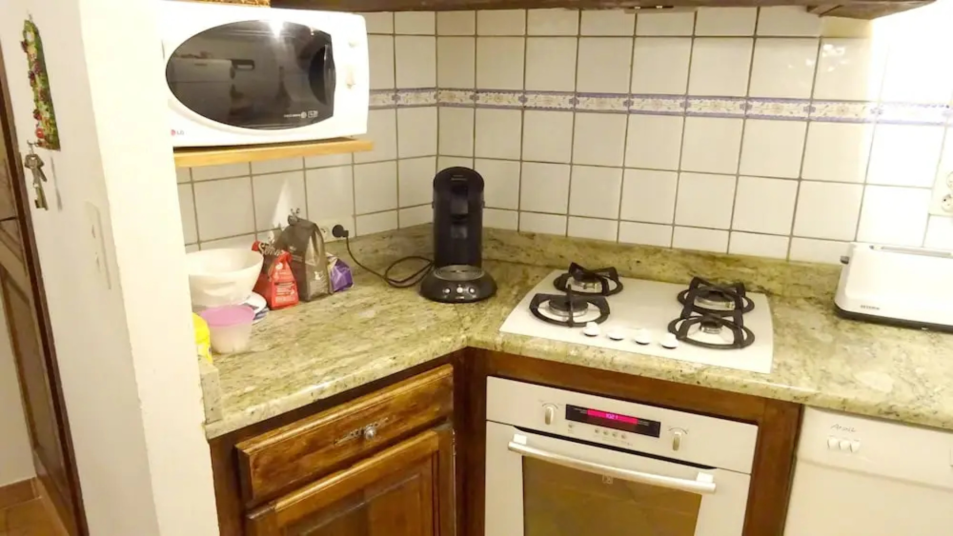 House With 2 Bedrooms in Monieux, With Wonderful Mountain View and Fur