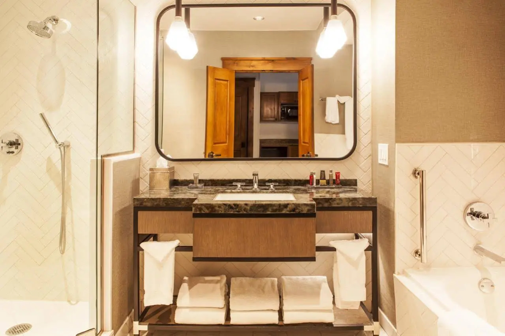 The Hythe, a Luxury Collection Resort, Vail