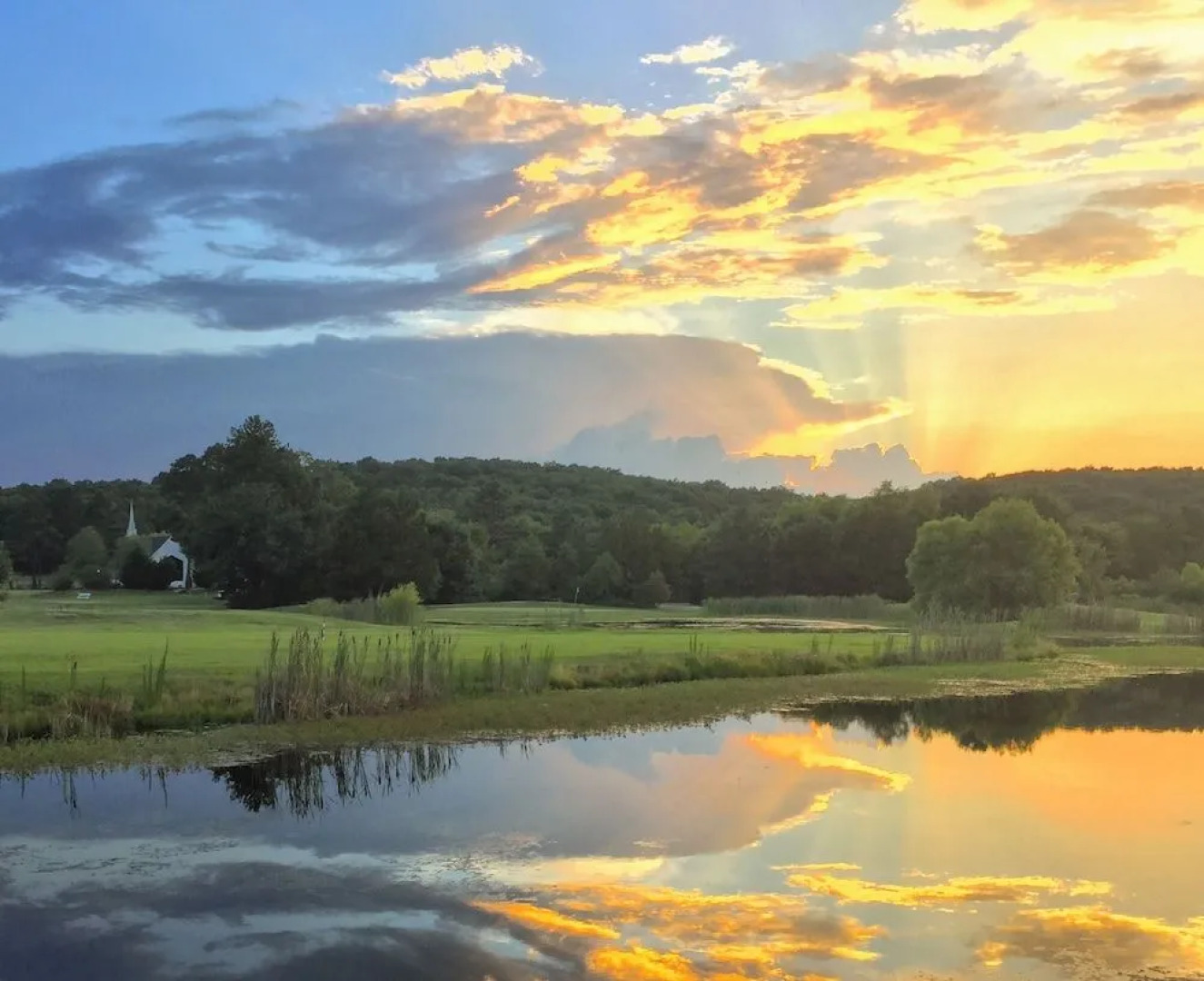The Golf Inn at QC Resort and RV