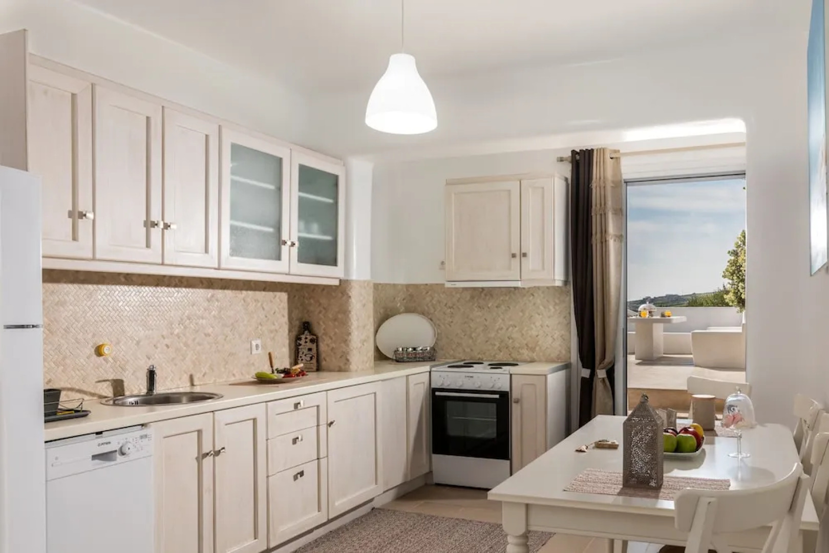 Luxury Villas  by Live&Travel