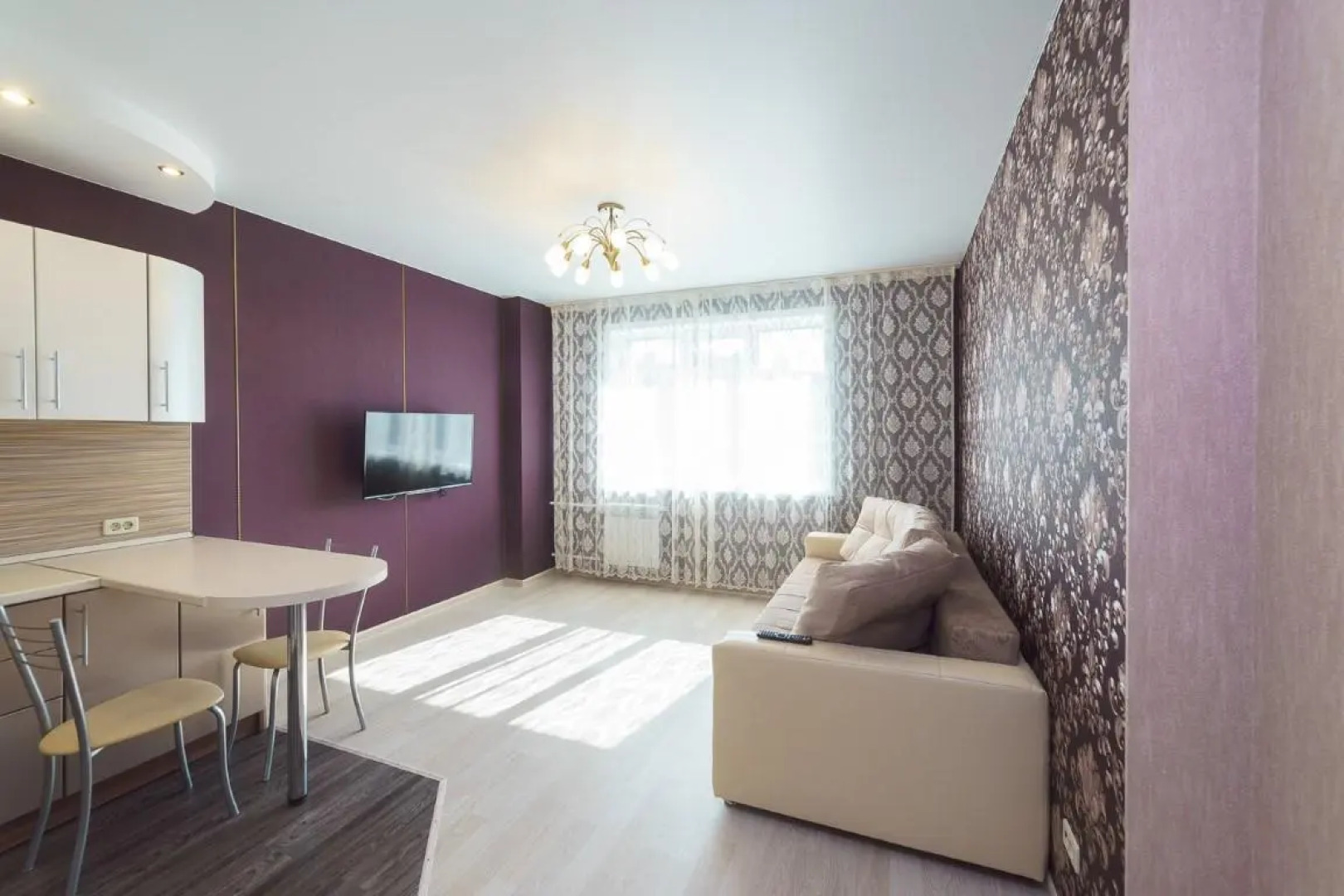 Home Hotel (Хоум Отель) на Шахтеров 74Б