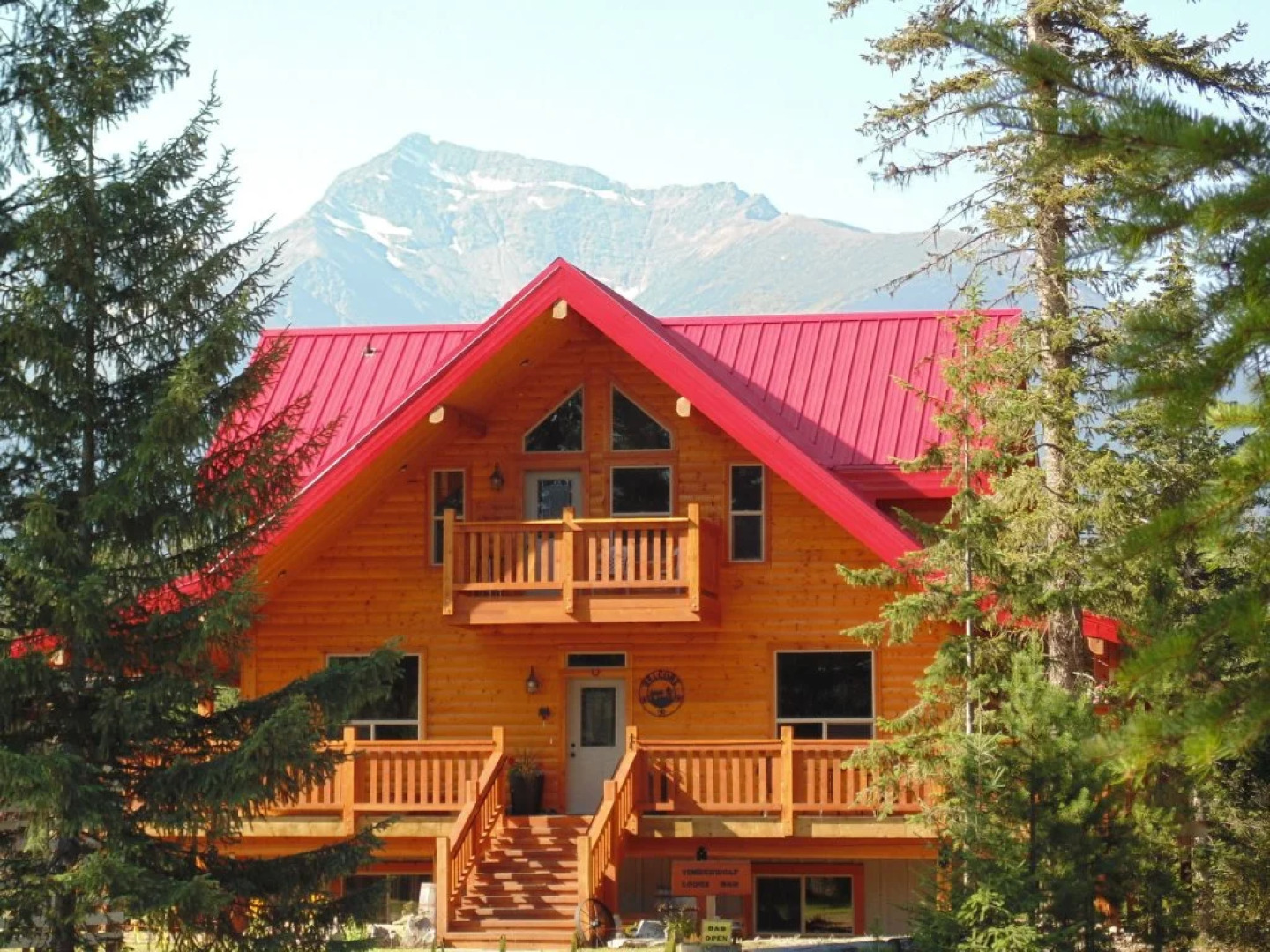 TimberWolf Lodge B&B