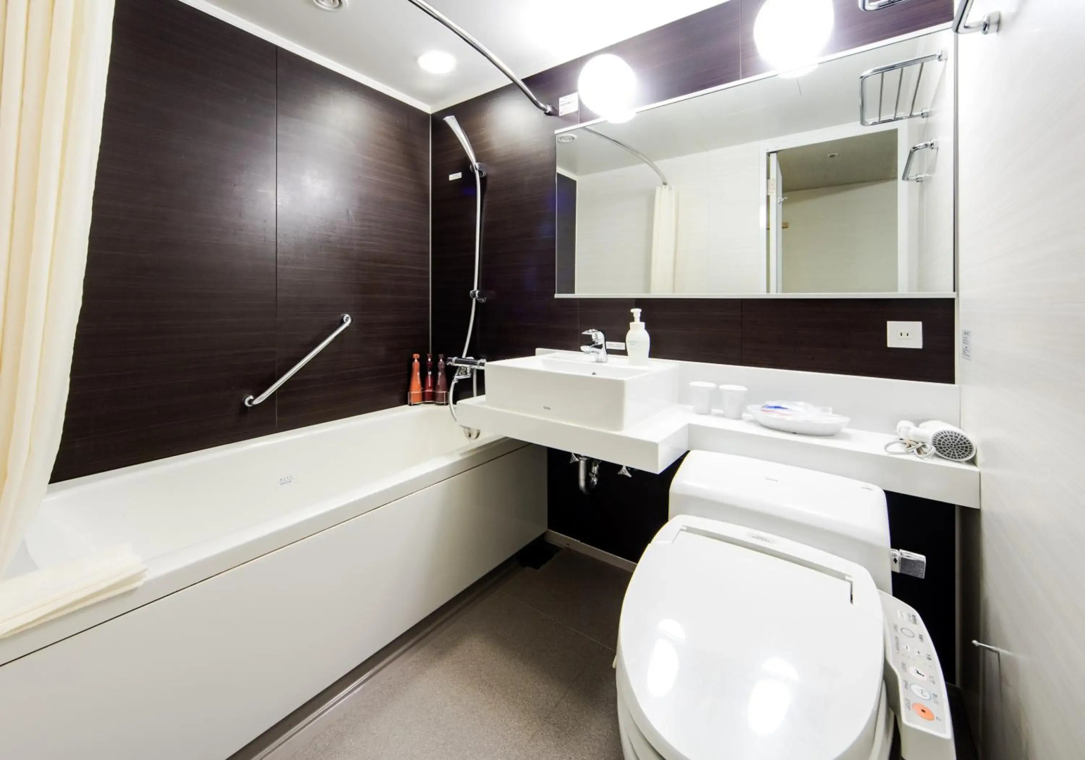 Attitude On Granville