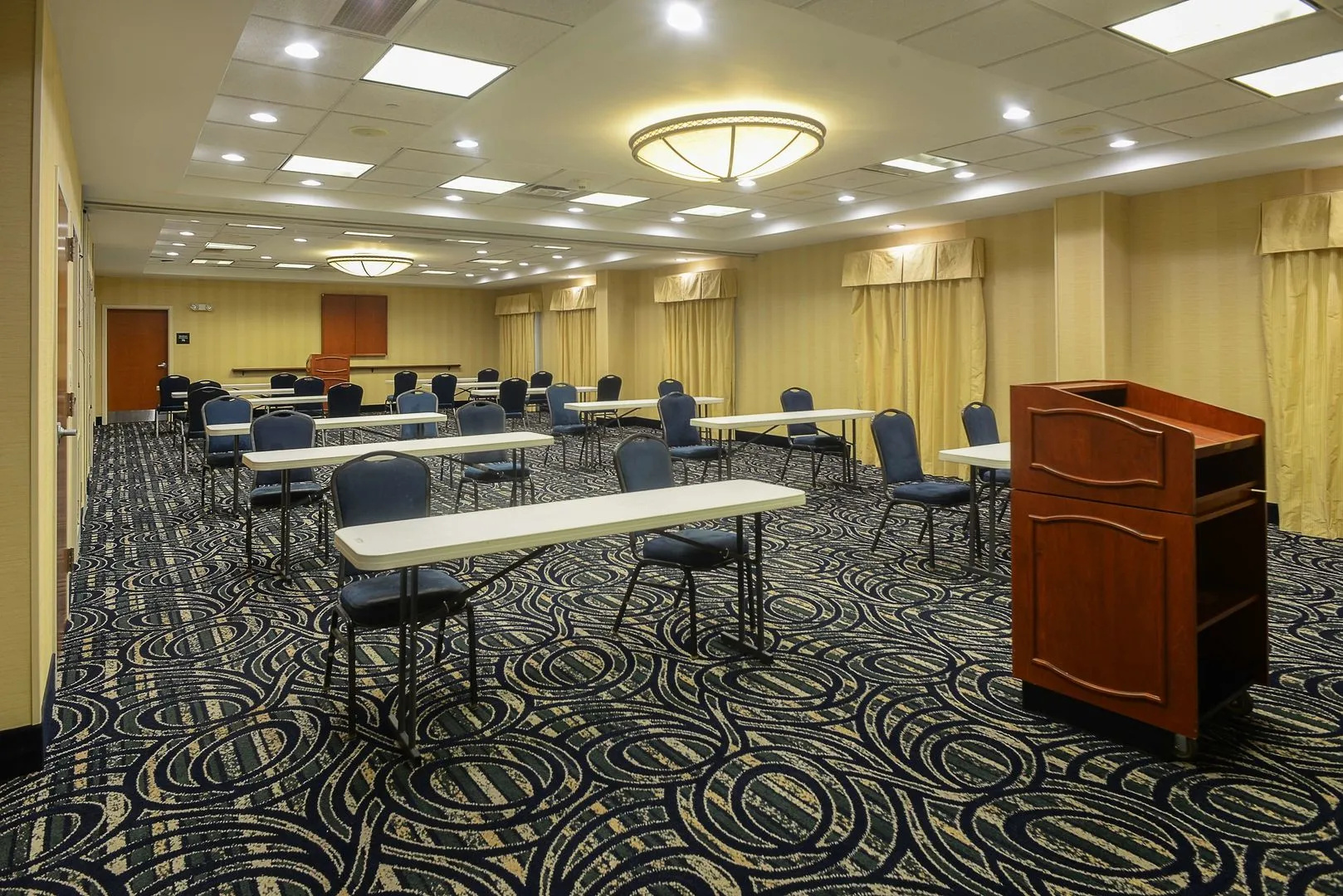 Hampton Inn & Suites ATL-Six Flags