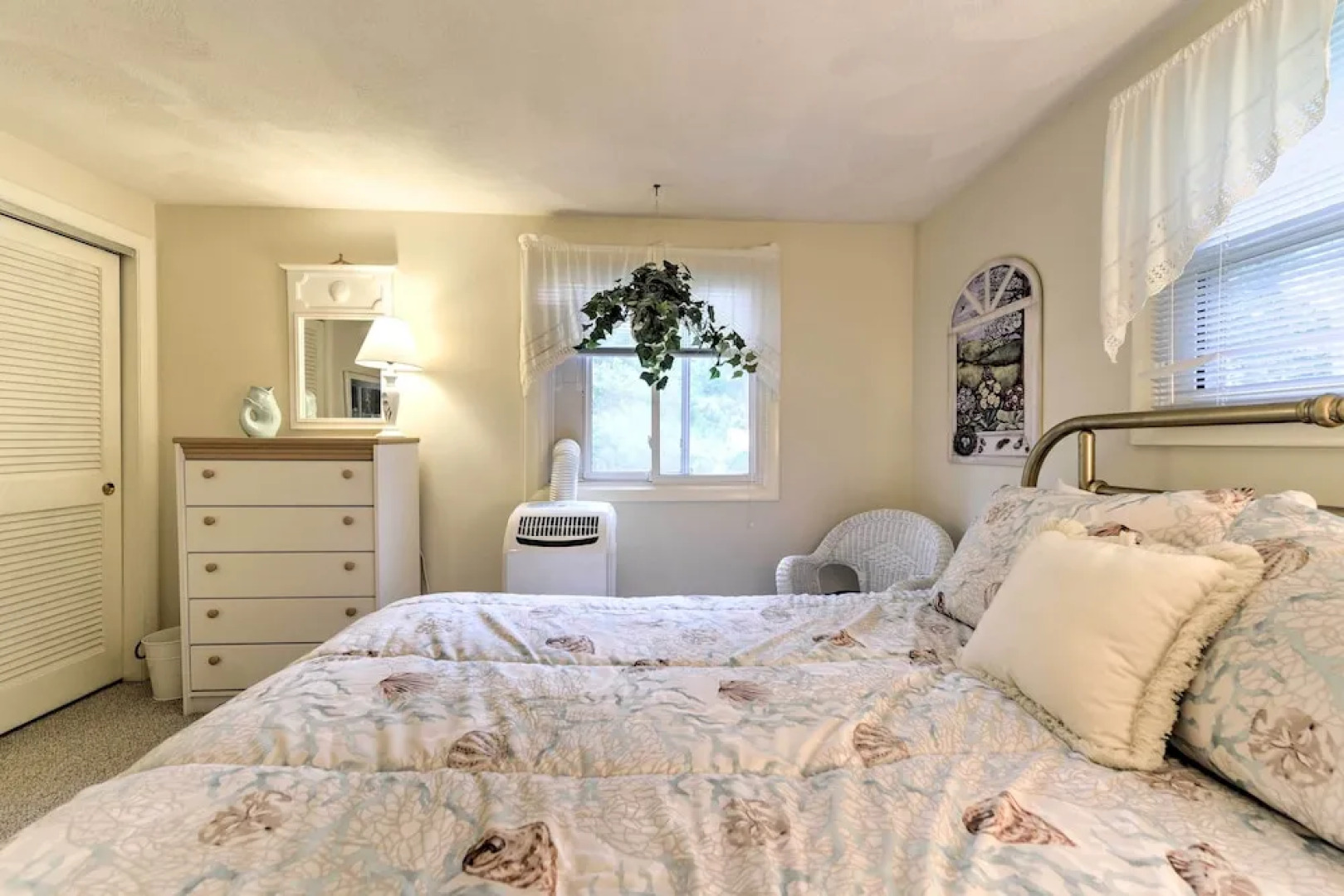 Mashpee House w/ Wraparound Deck - Walk to Beach!