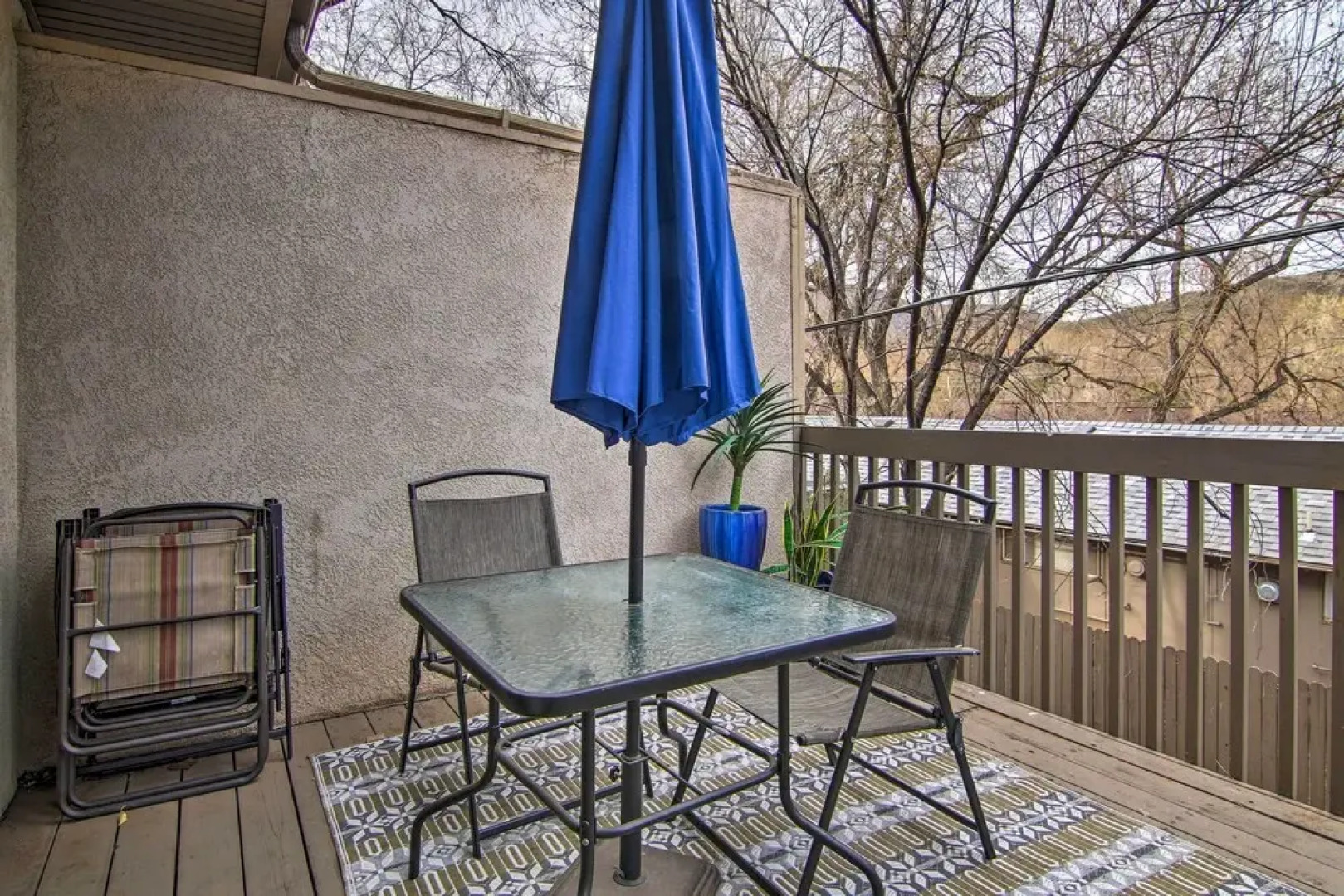 Manitou Springs Escape w/ A/C & Private Deck!