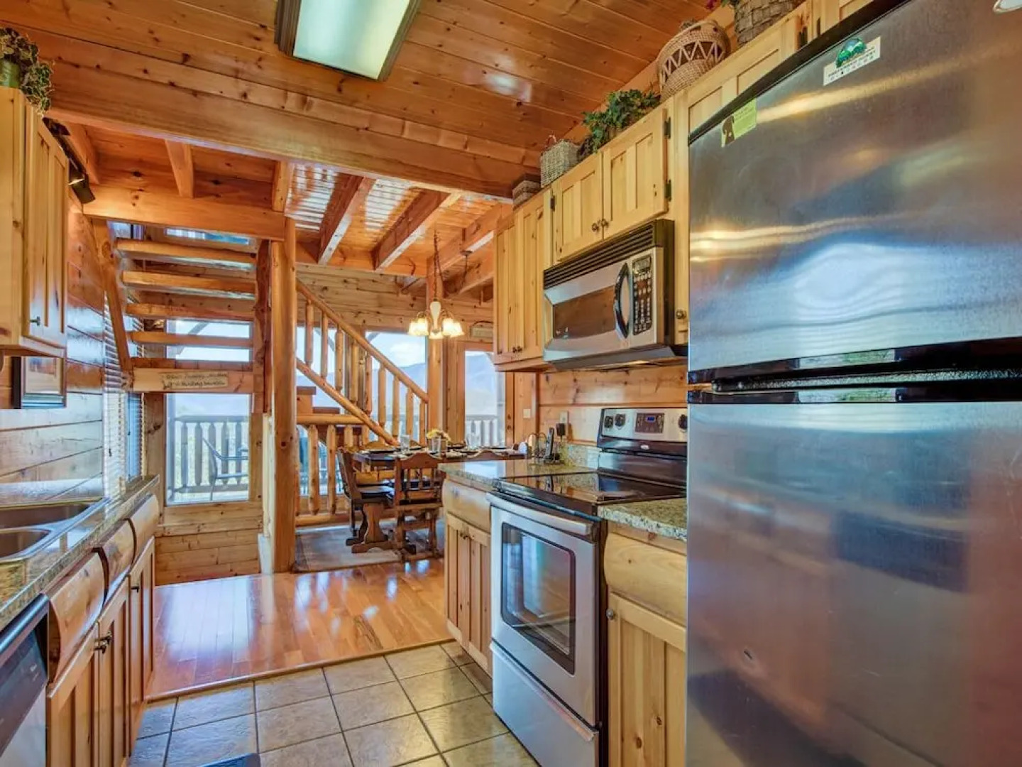 Bella Yani - Three Bedroom Cabin