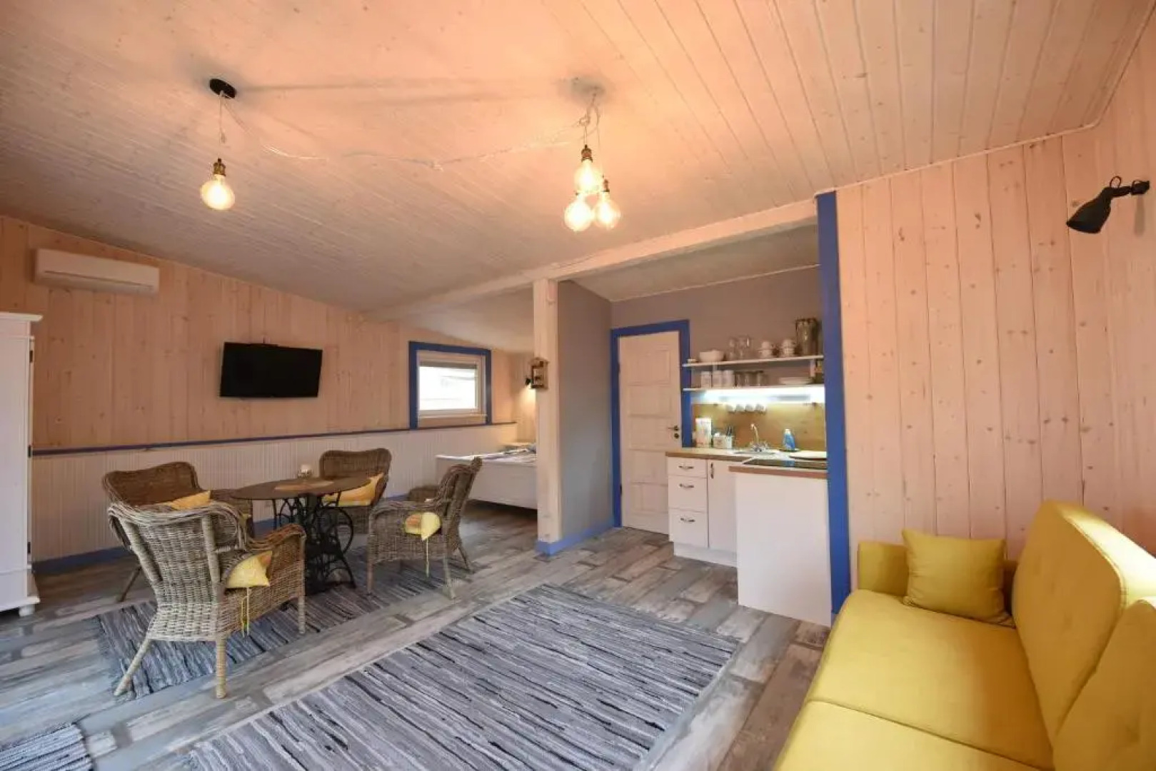 Namelis poilsiui prie jūros