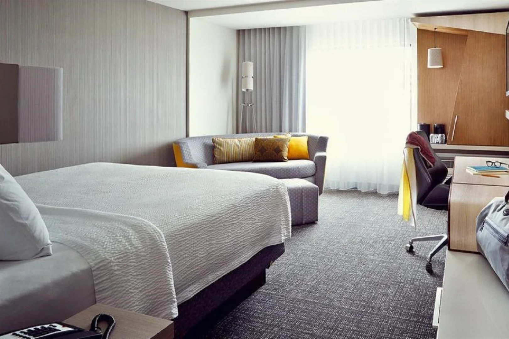 Courtyard Rome Riverwalk