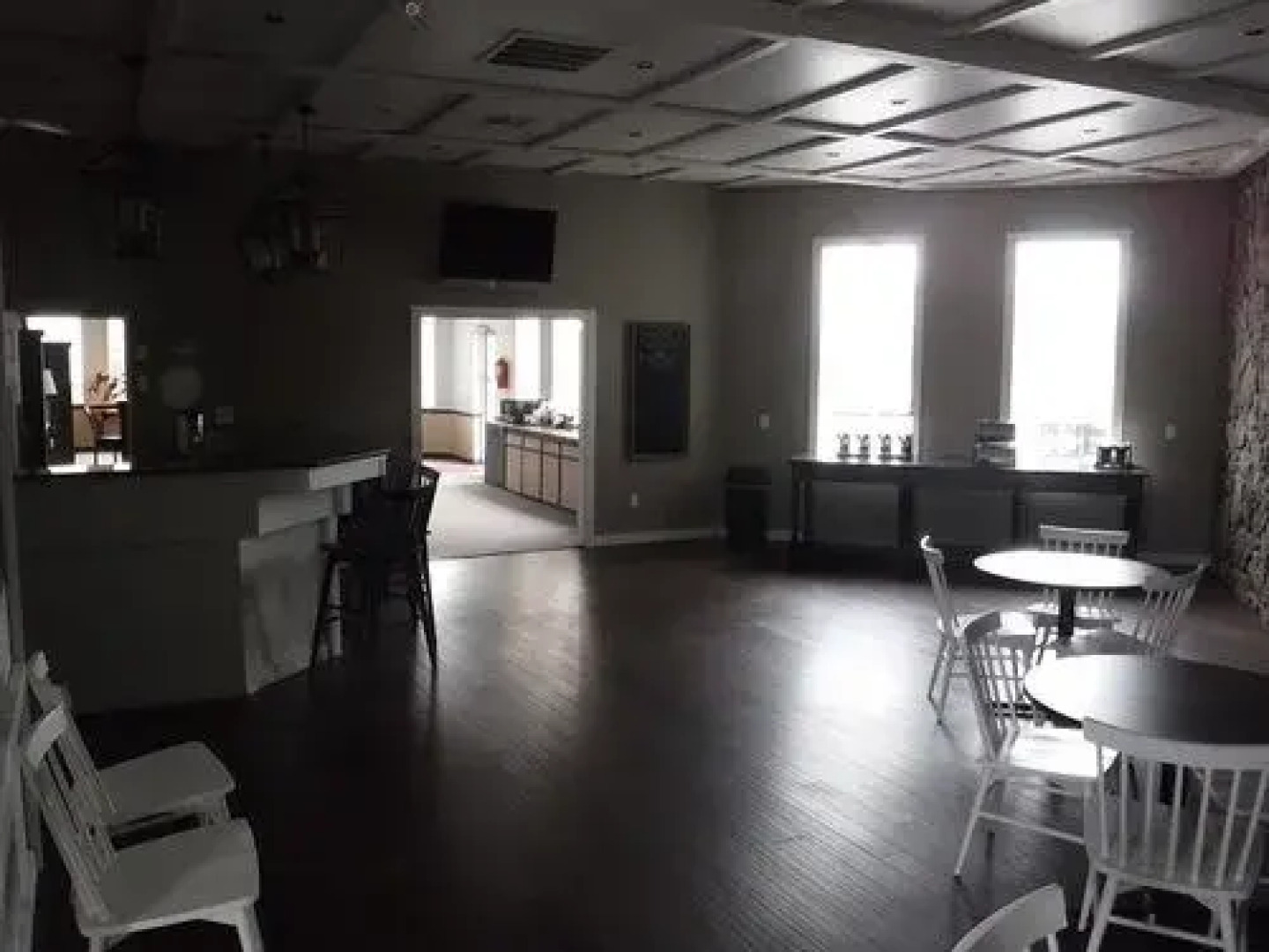 Colonial Mountain Inn