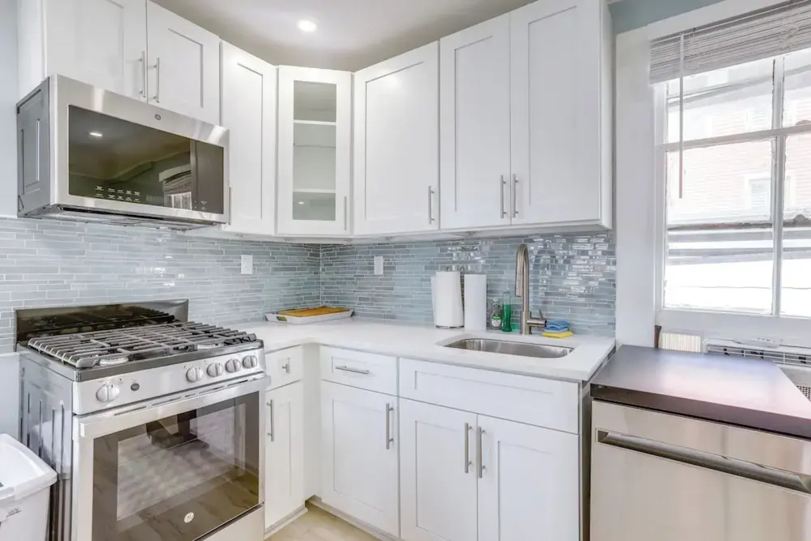 2 Blocks to Beach: Sunny Ocean Grove Apartment