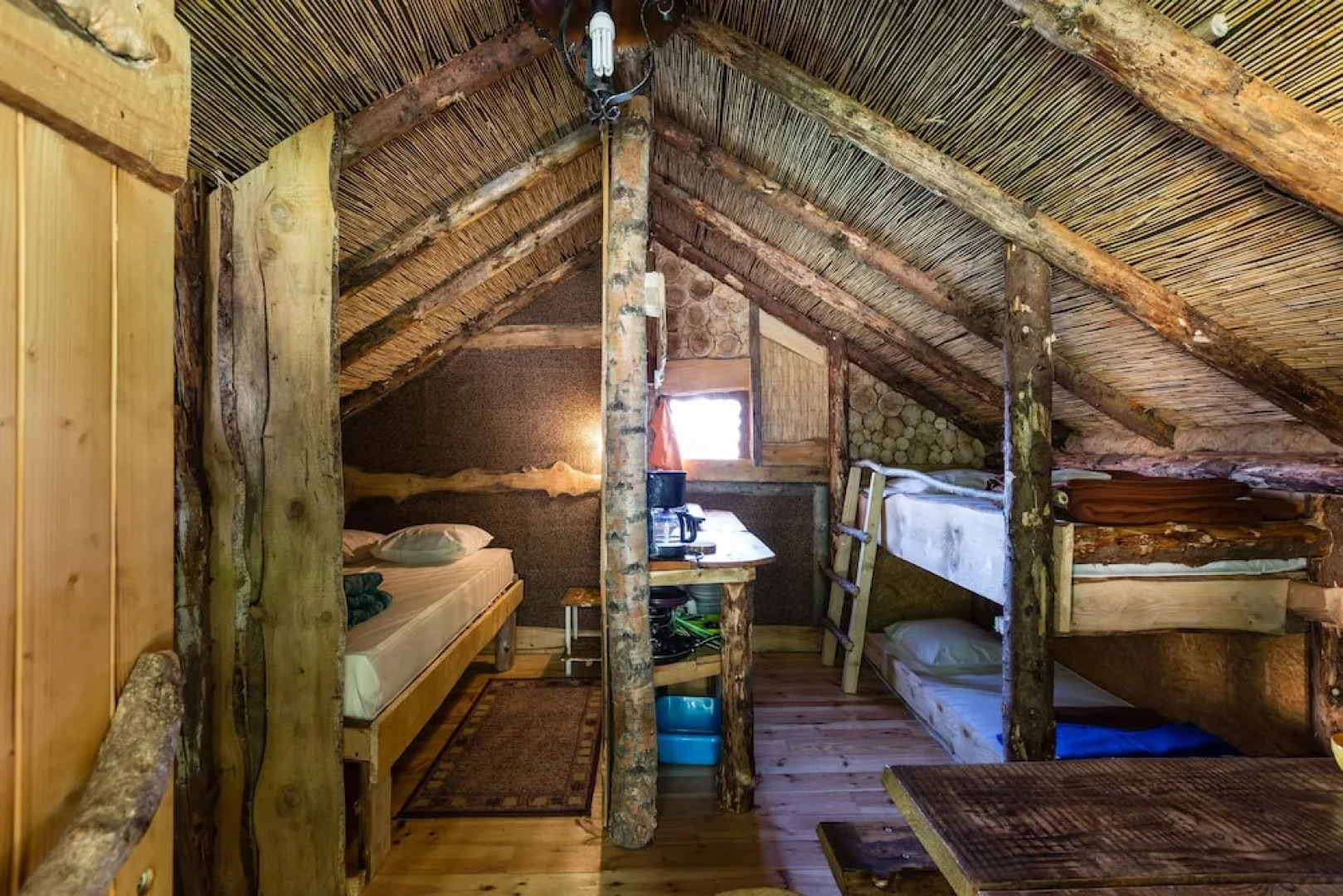 Camping Les Castors - Cabanes Insolites