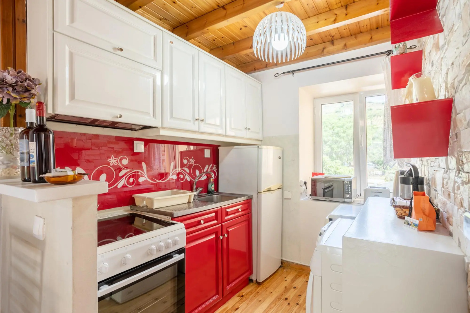 Porto Walk to Beach Sea Views A C Wifi Car Not Required - 385