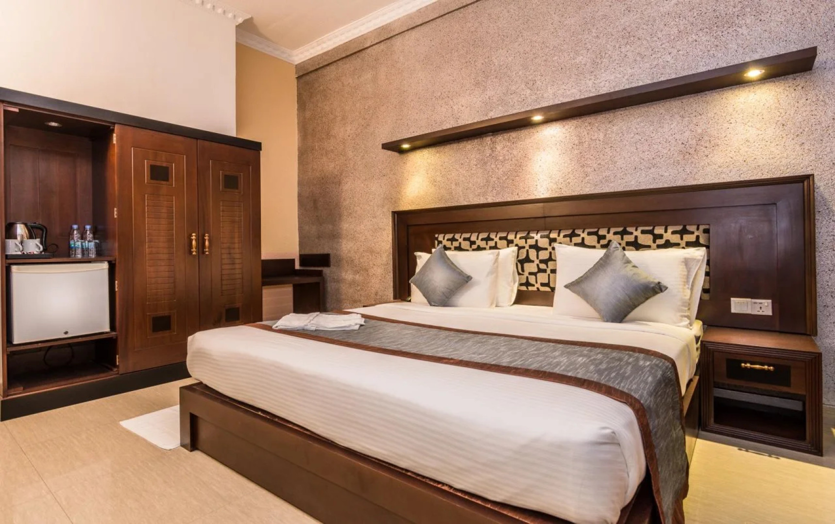 Ceylon City Hotel Mt Lavinia