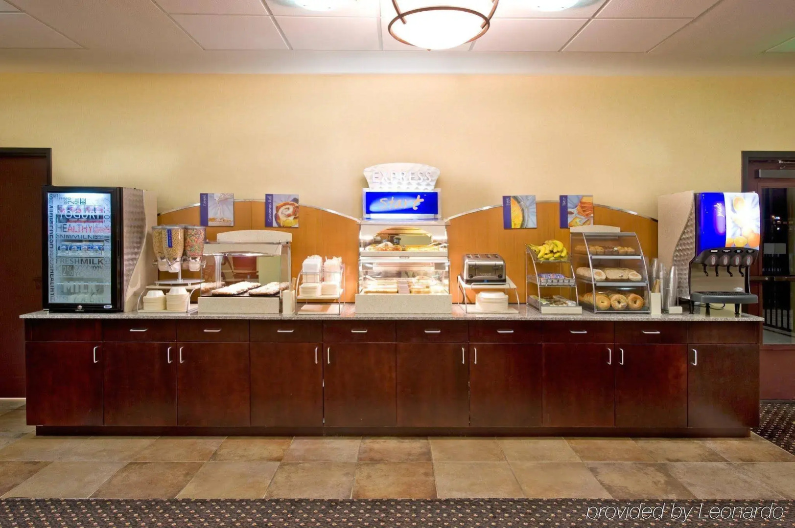 Holiday Inn Express & Suites Willcox by IHG