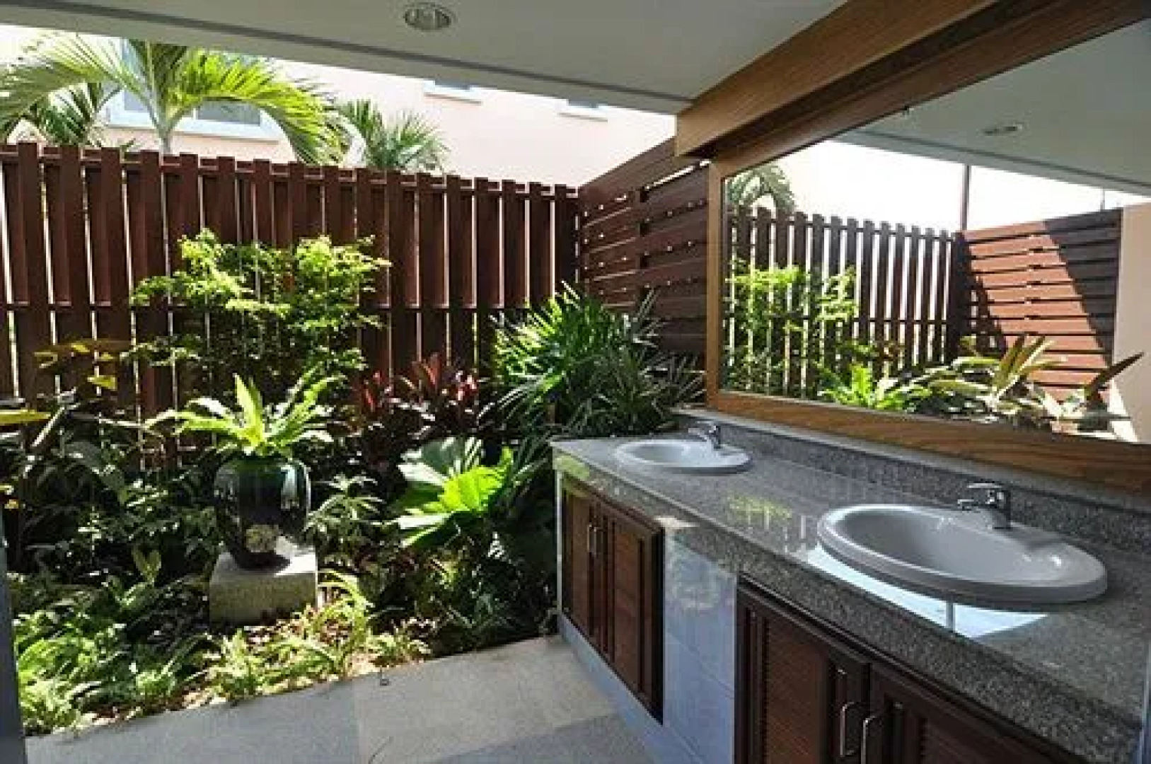 Chalong Villa Resort & Spa