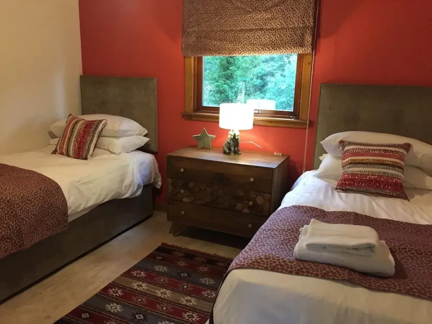 Hazel Lodge 26 with Hot Tub, Newton Stewart