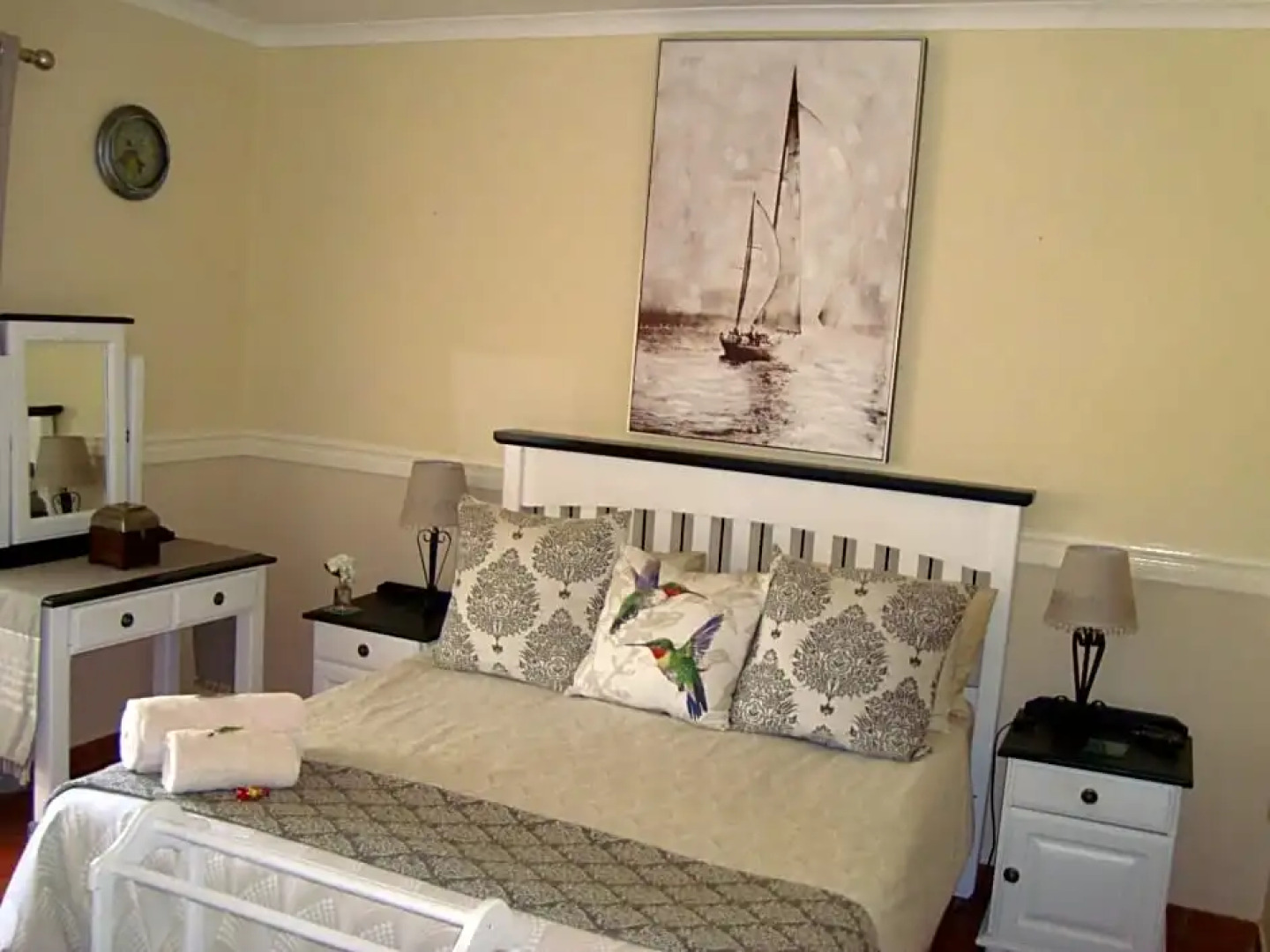 Roses And Pebbles B & B Guest House