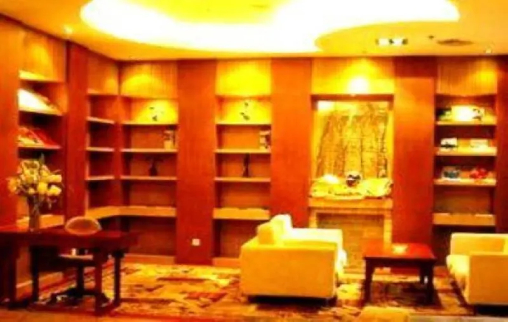 Baolong Homelike Shanghai Railway Station Branch