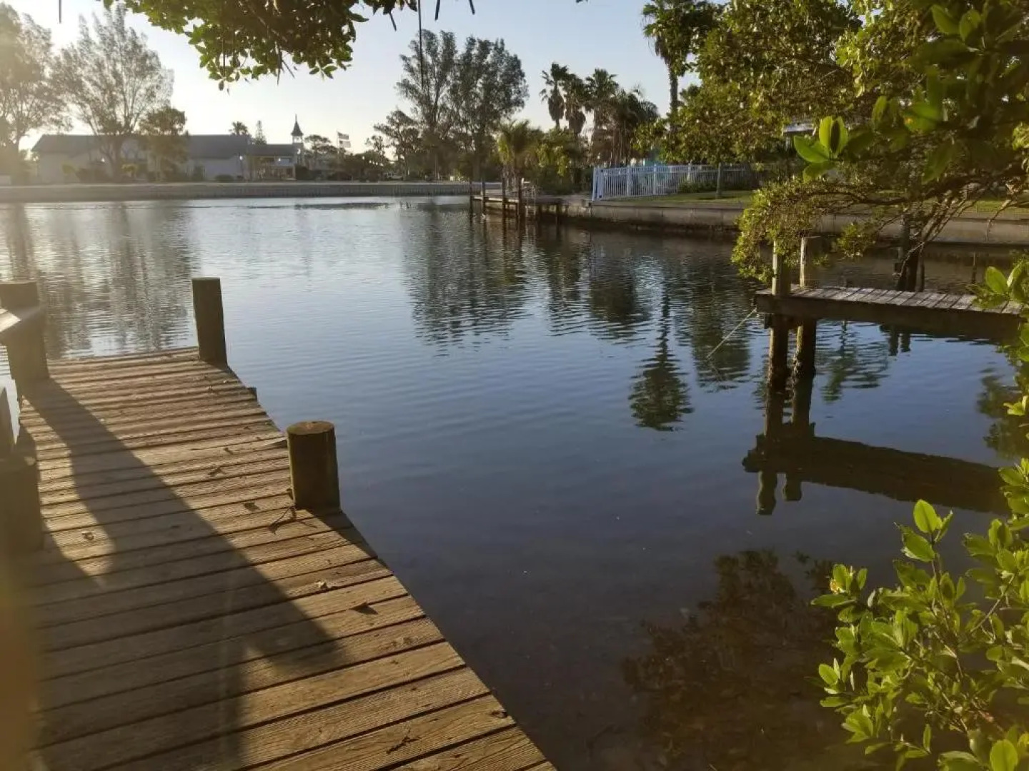 4 bed 4 and a half bath SLEEPS 10 elevator Heated Pool Spa Free WiFi boat dock