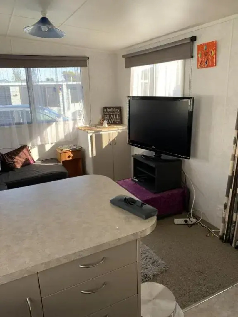 Te Puru B8 - 2 Bedroom Chalet