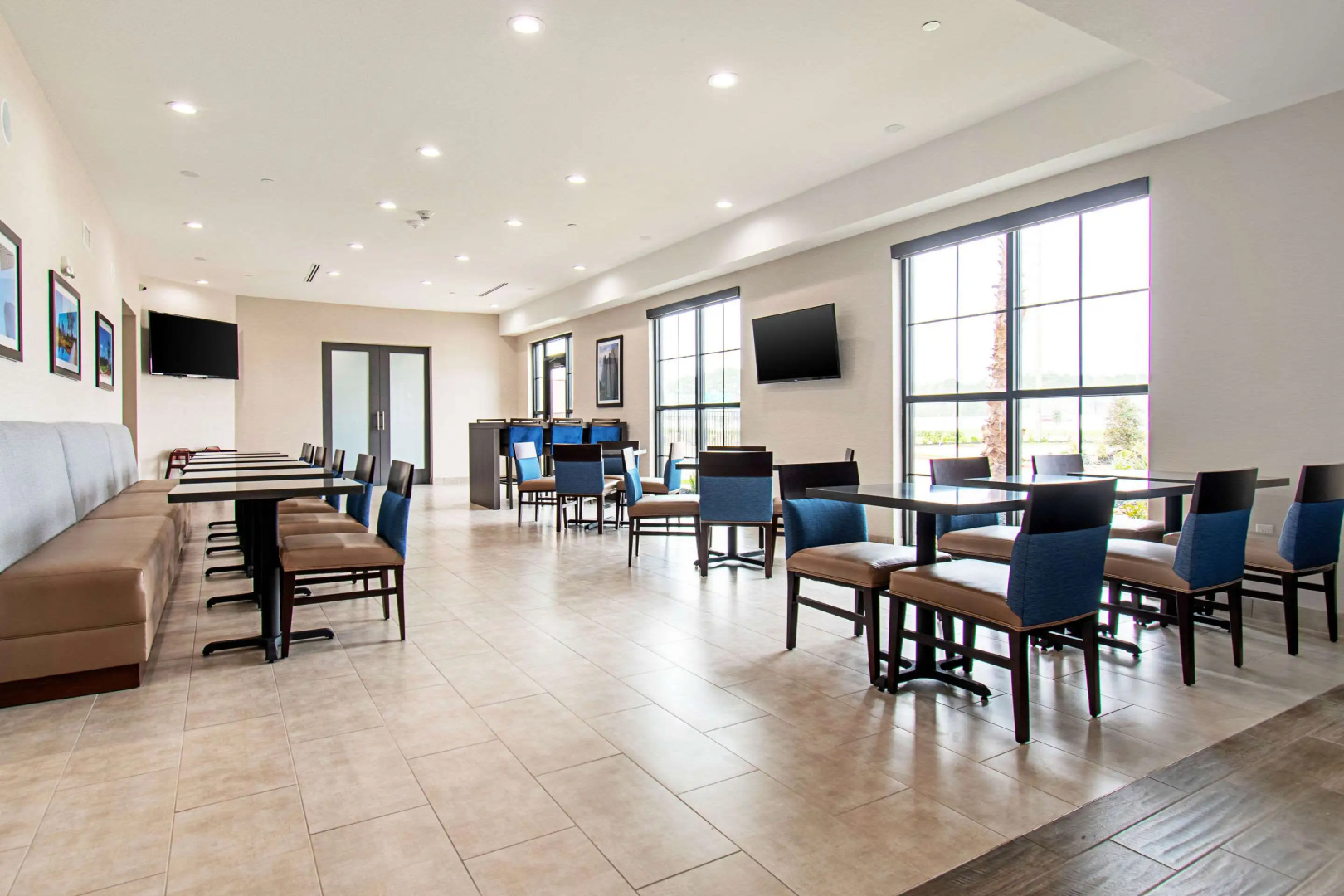 Comfort Suites Humble Houston IAH