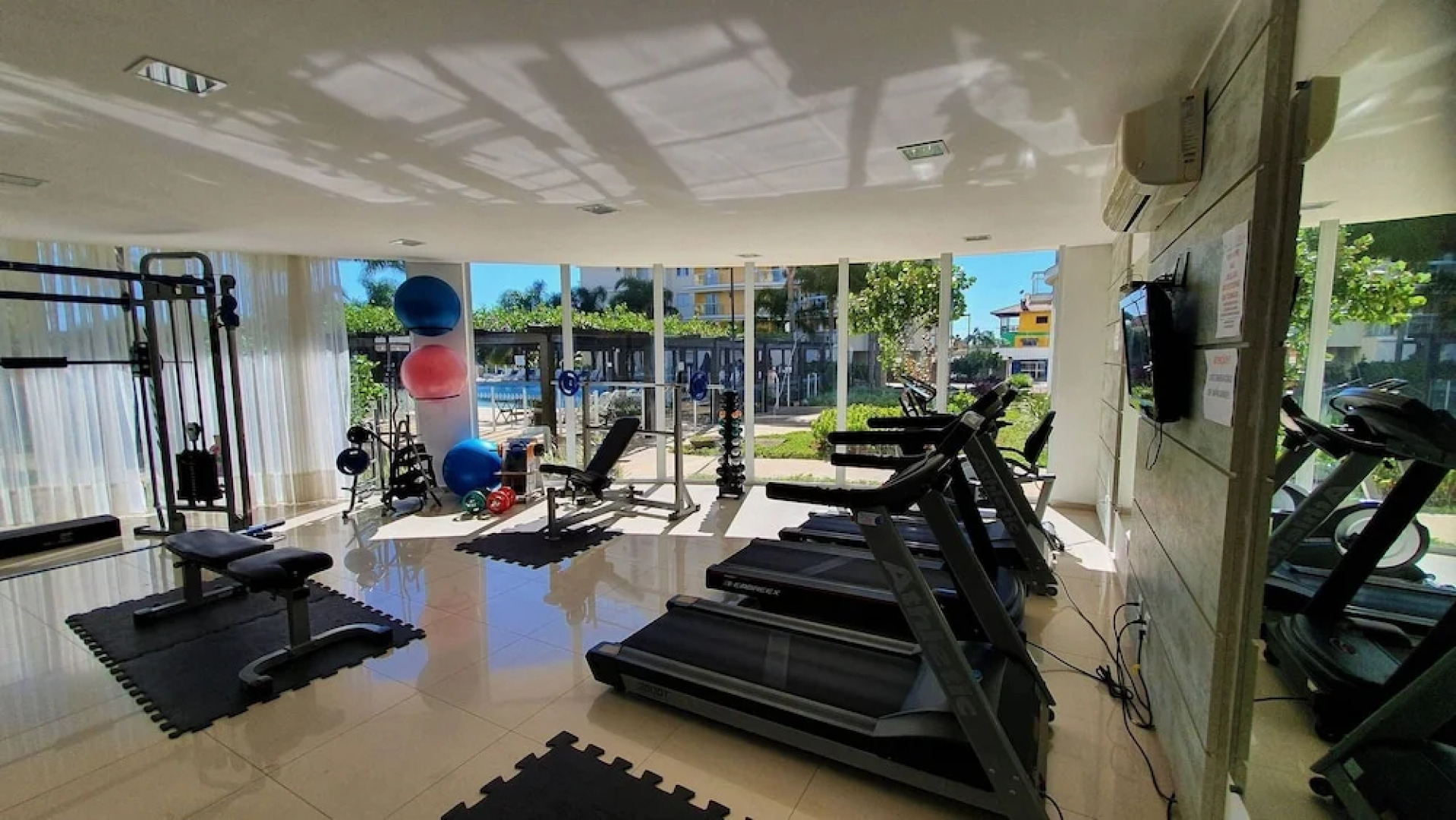 Nautilus Home Club - Penha - Polly