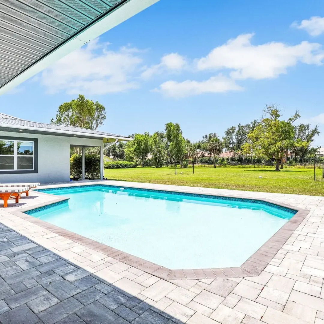 Luxury 6 000 Sqft Oasis Pool Sleeps 16