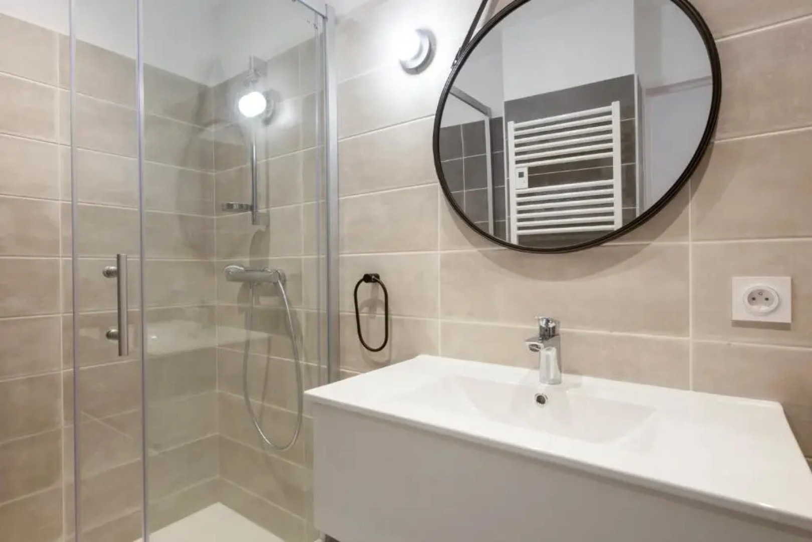 Superb 3 stars flat w balcony in the heart of Saint-Jean-de-Luz - Welkeys