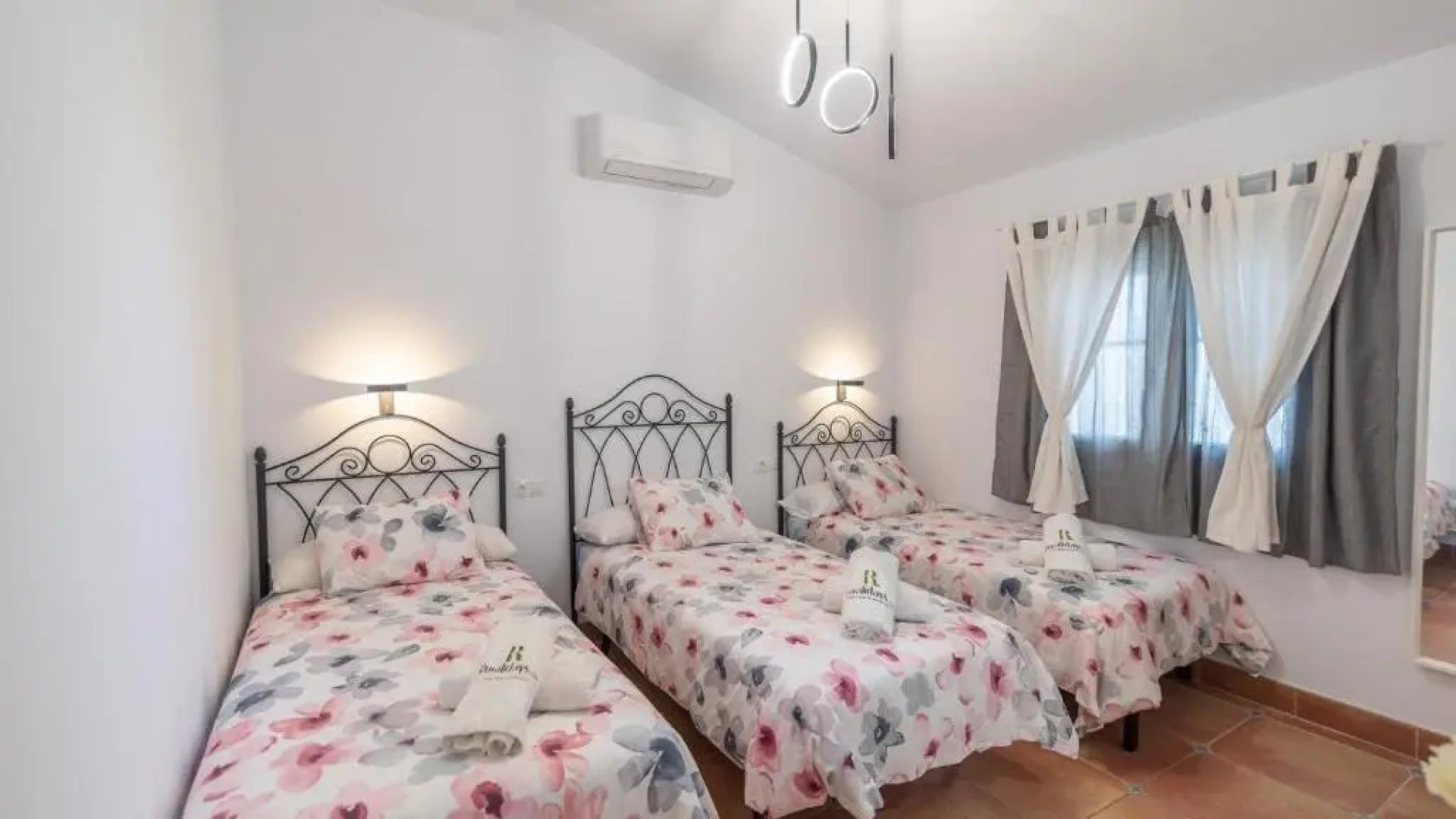 Cortijo Entre Pueblos Competa by Ruralidays