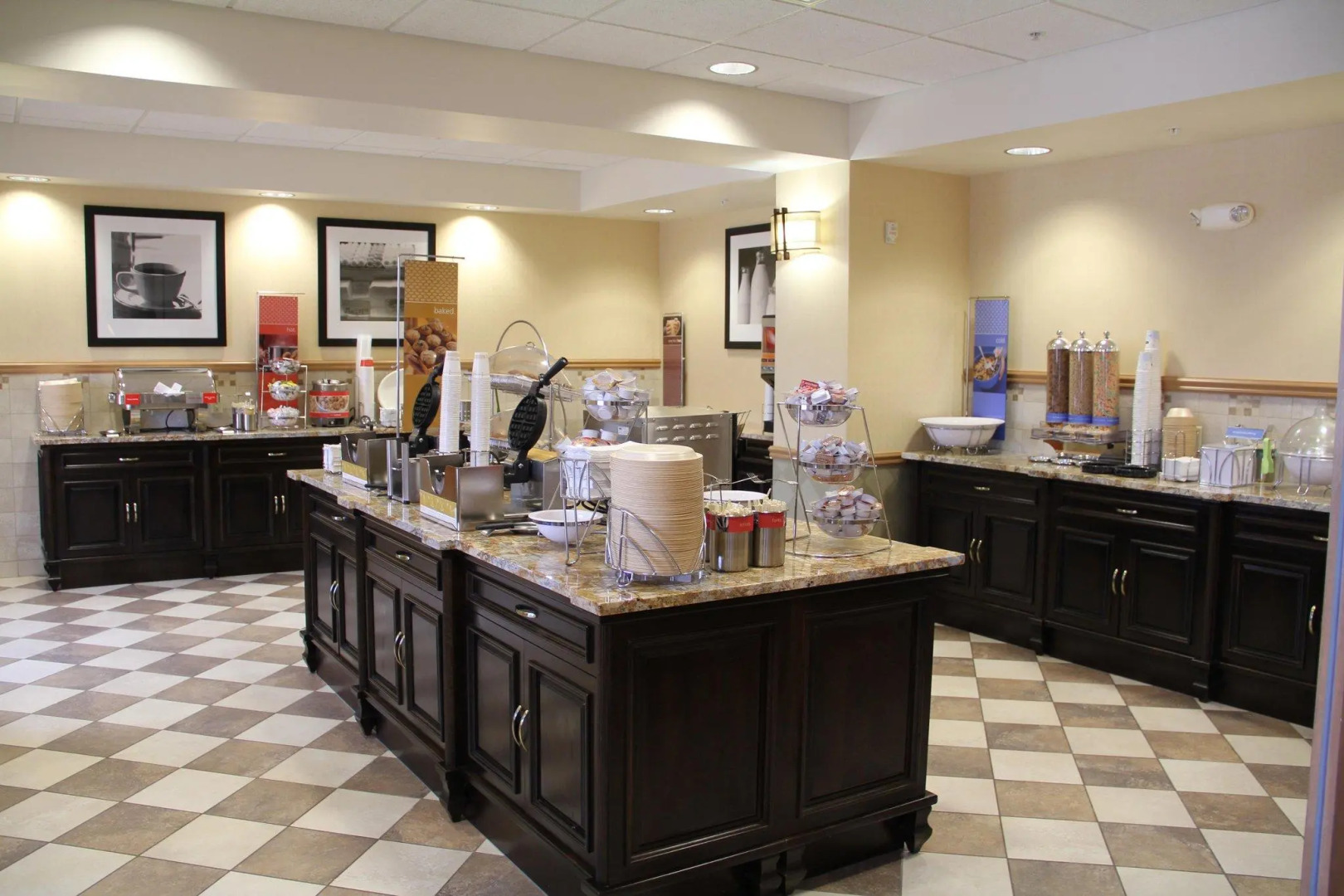 Hampton Inn Suites Plattsburgh