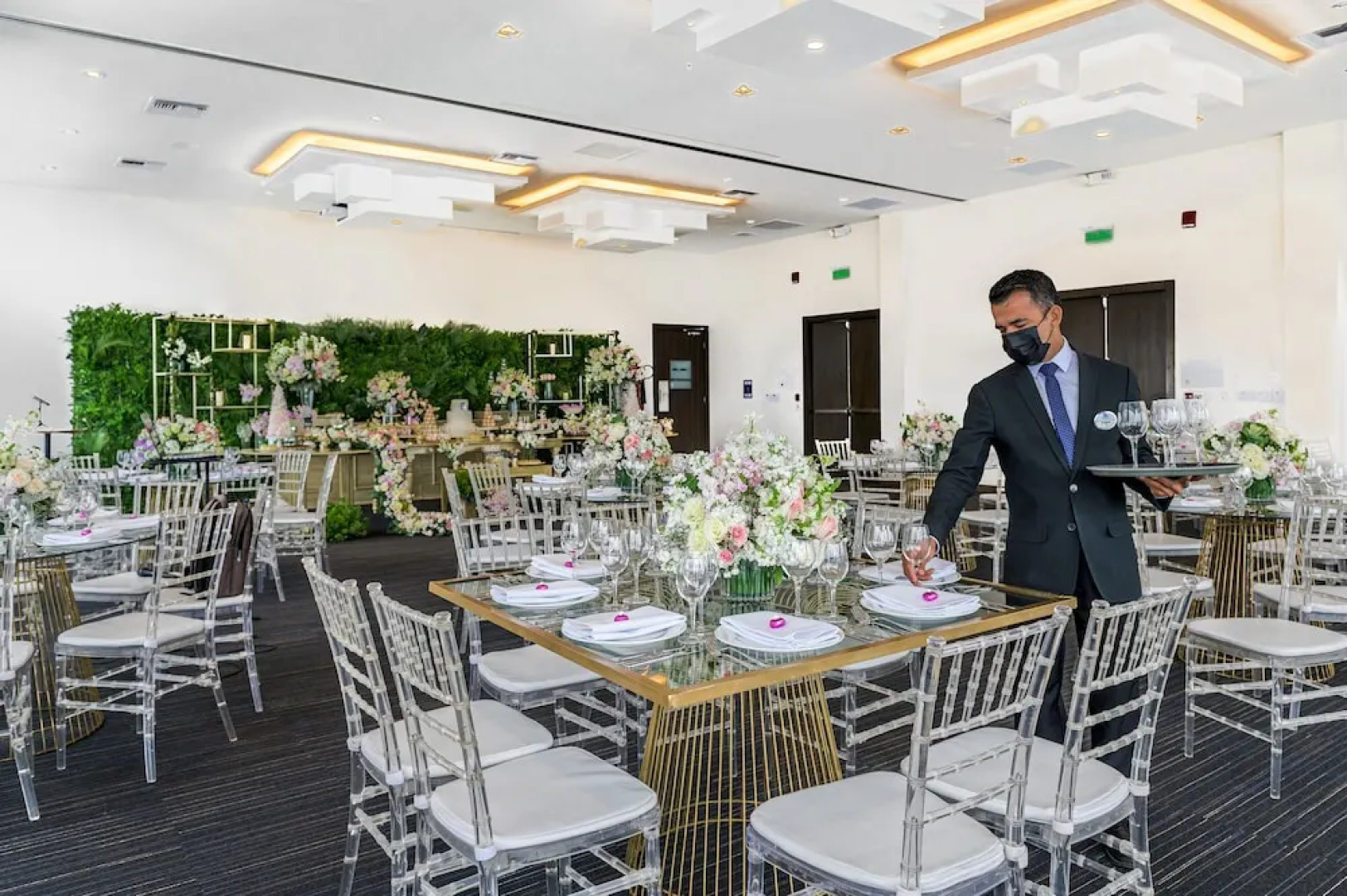 River Garden Hotel + Suites