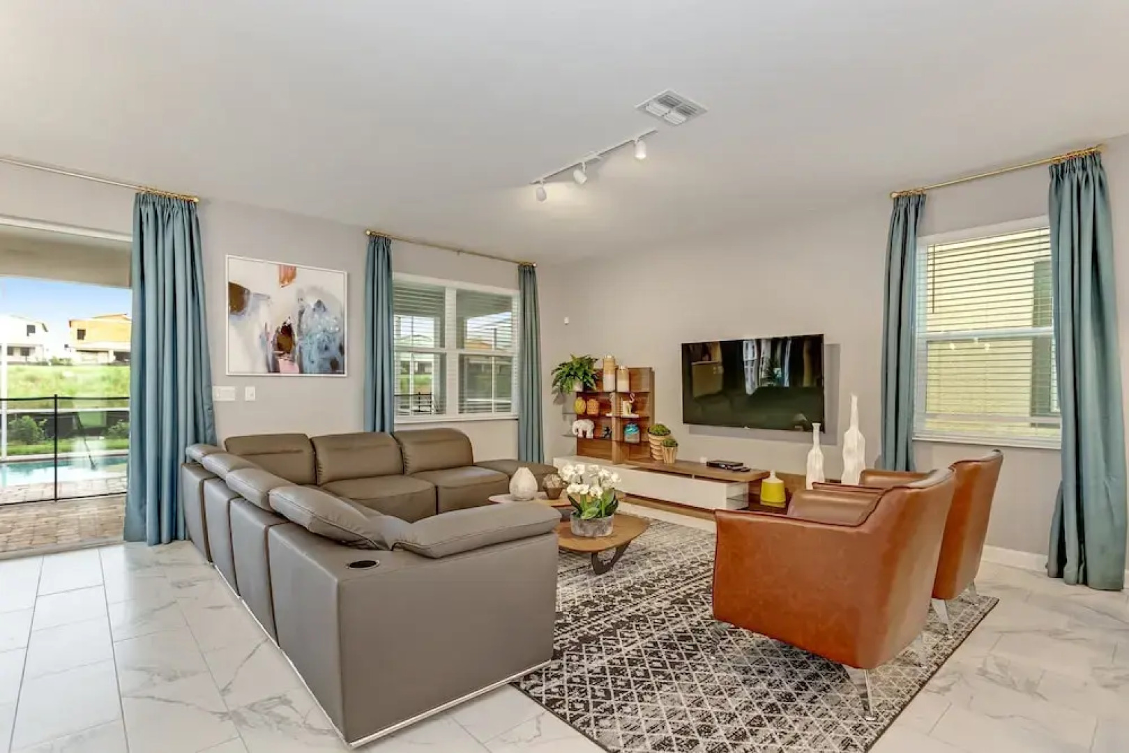 Champions Gate 9 Bdrm 5 BTH