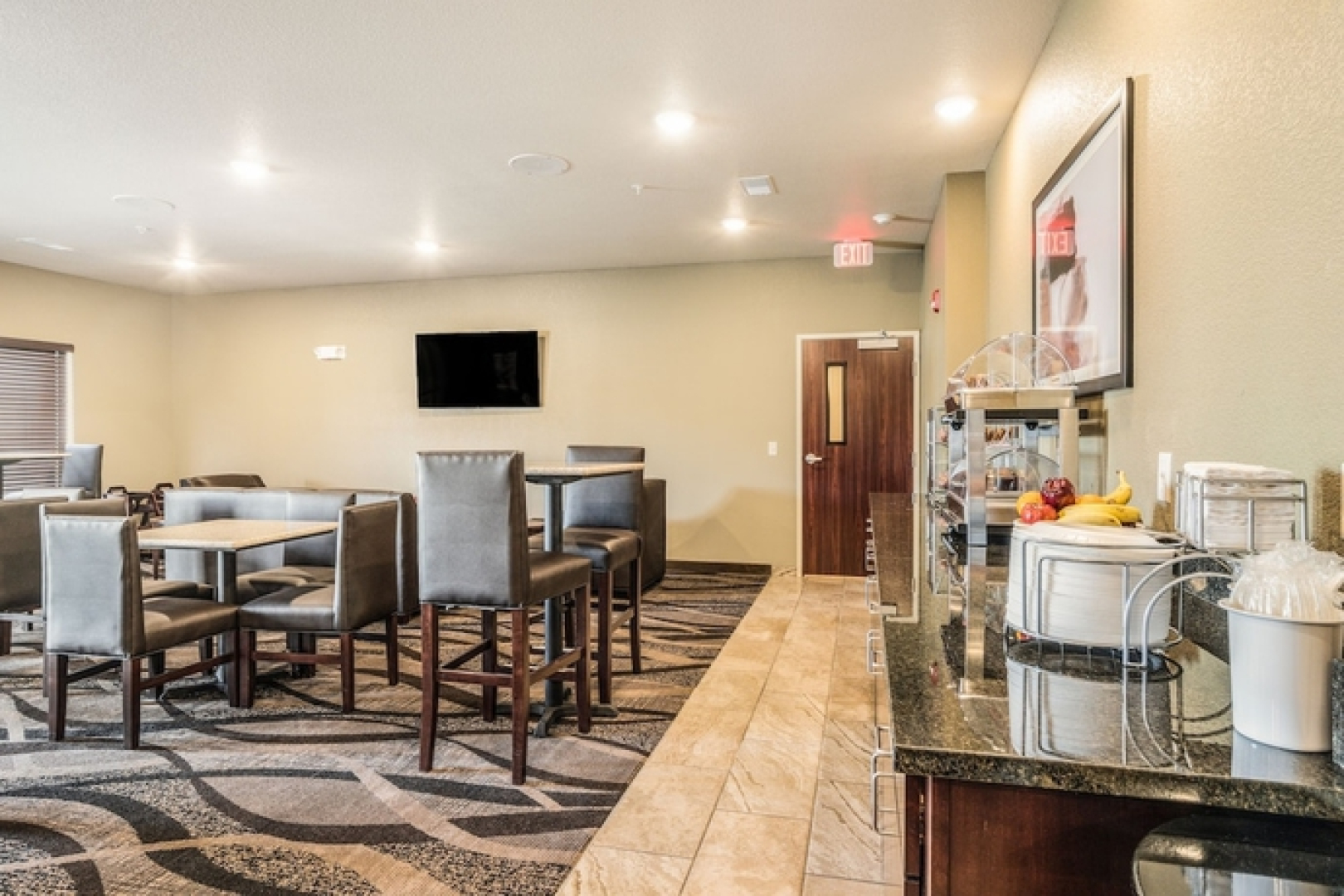 Cobblestone Hotel & Suites - Denmark/Green Bay