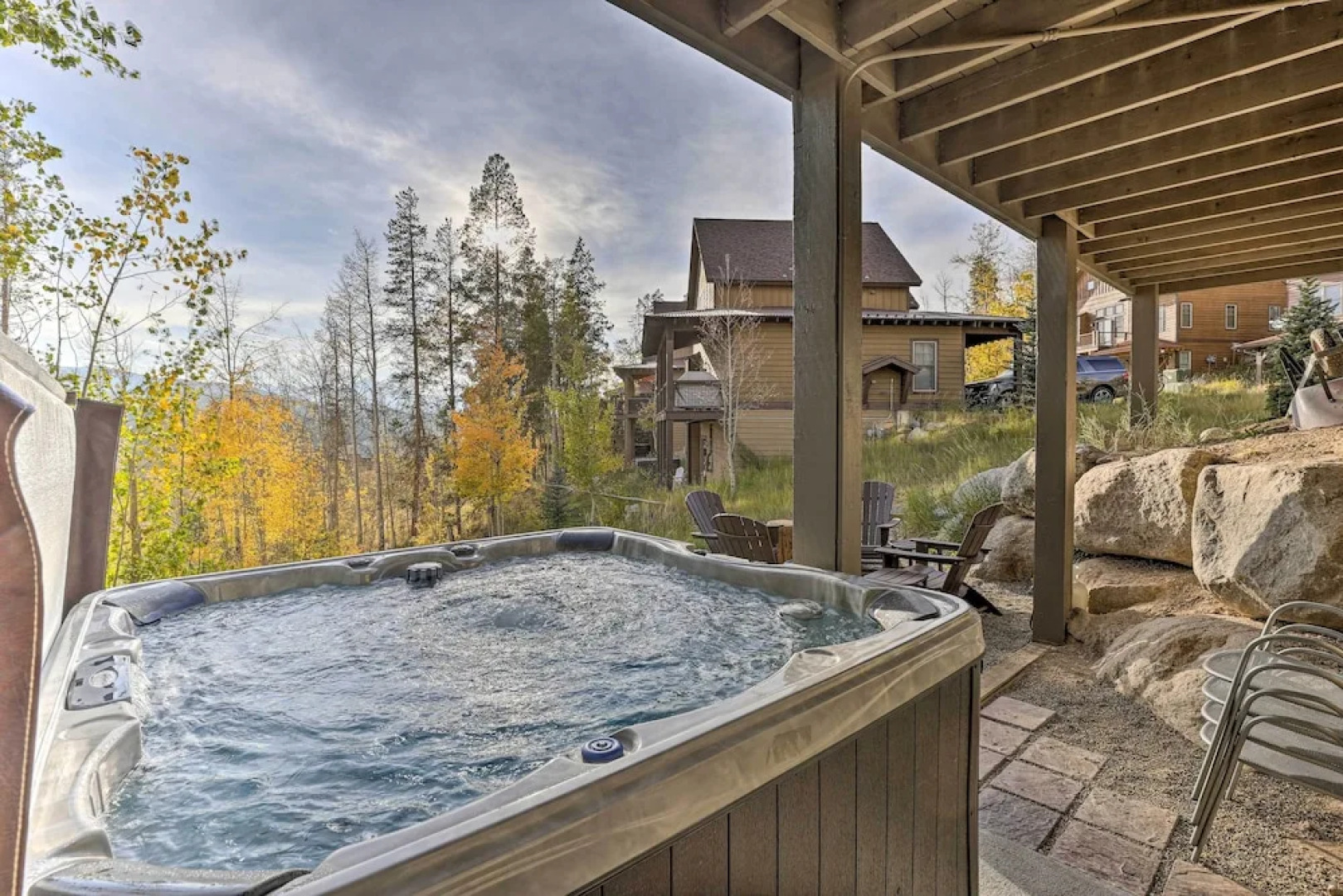 Winter Park Area Cabin, Hot Tub & Mountain Views!