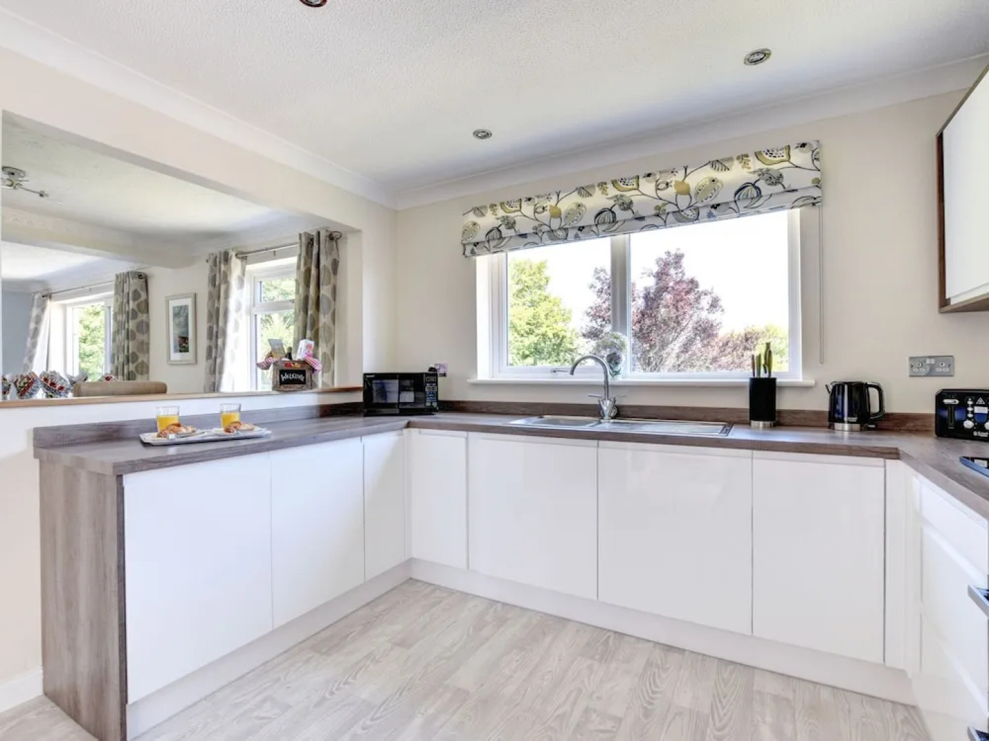 Modern Holiday Home Just Outside Brixham, Near Golf Course and sea