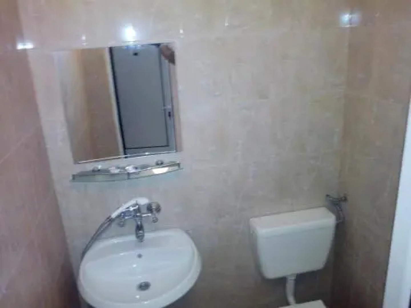 Ambrozia Guest Rooms