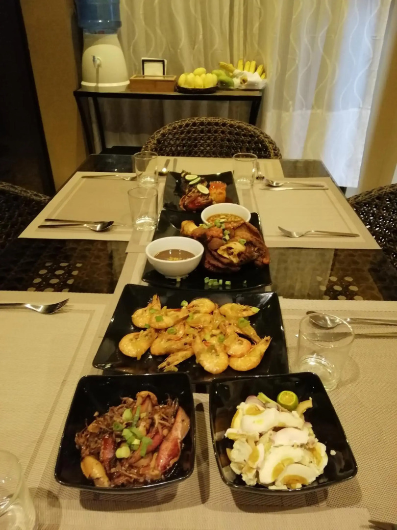 Southseas Beach Resort and Dive Center