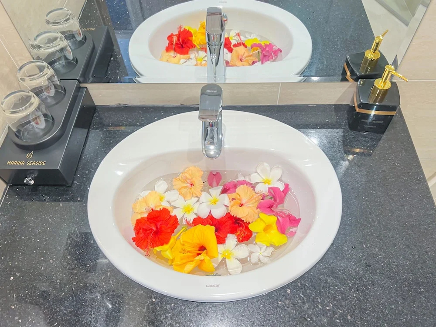 Marina Seaside Boutique Hotel