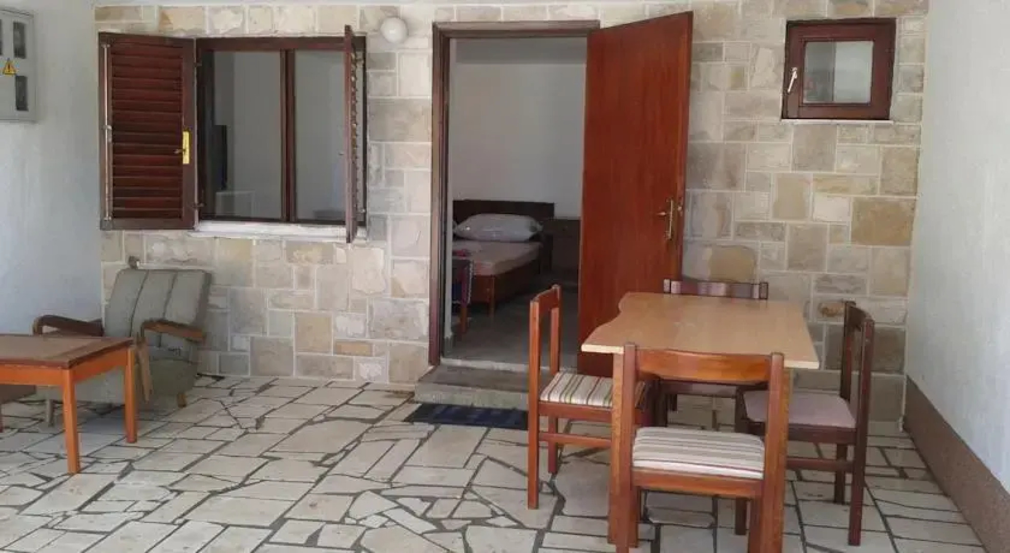 Apartments Lončarević