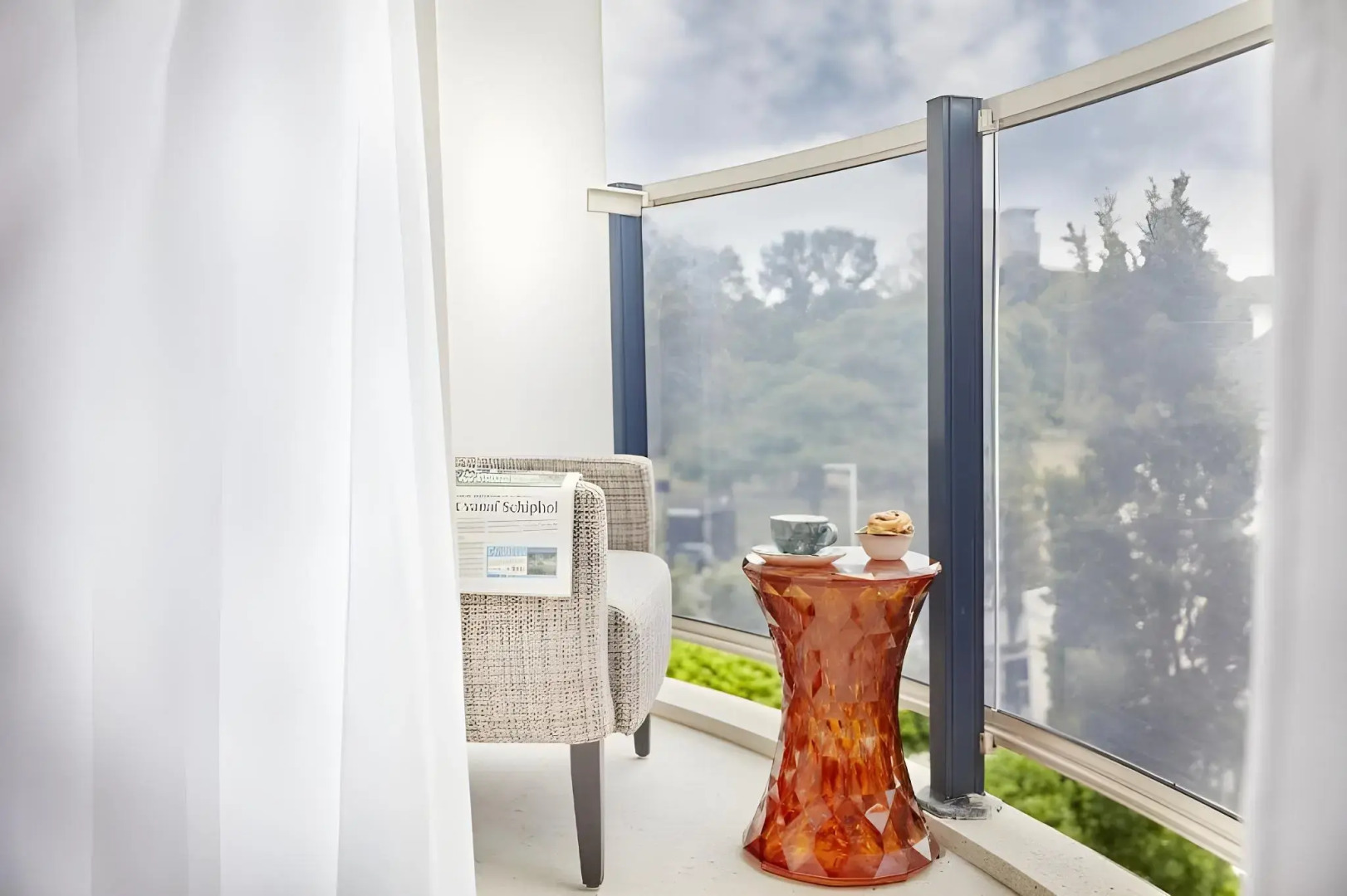 Carlton Square Hotel