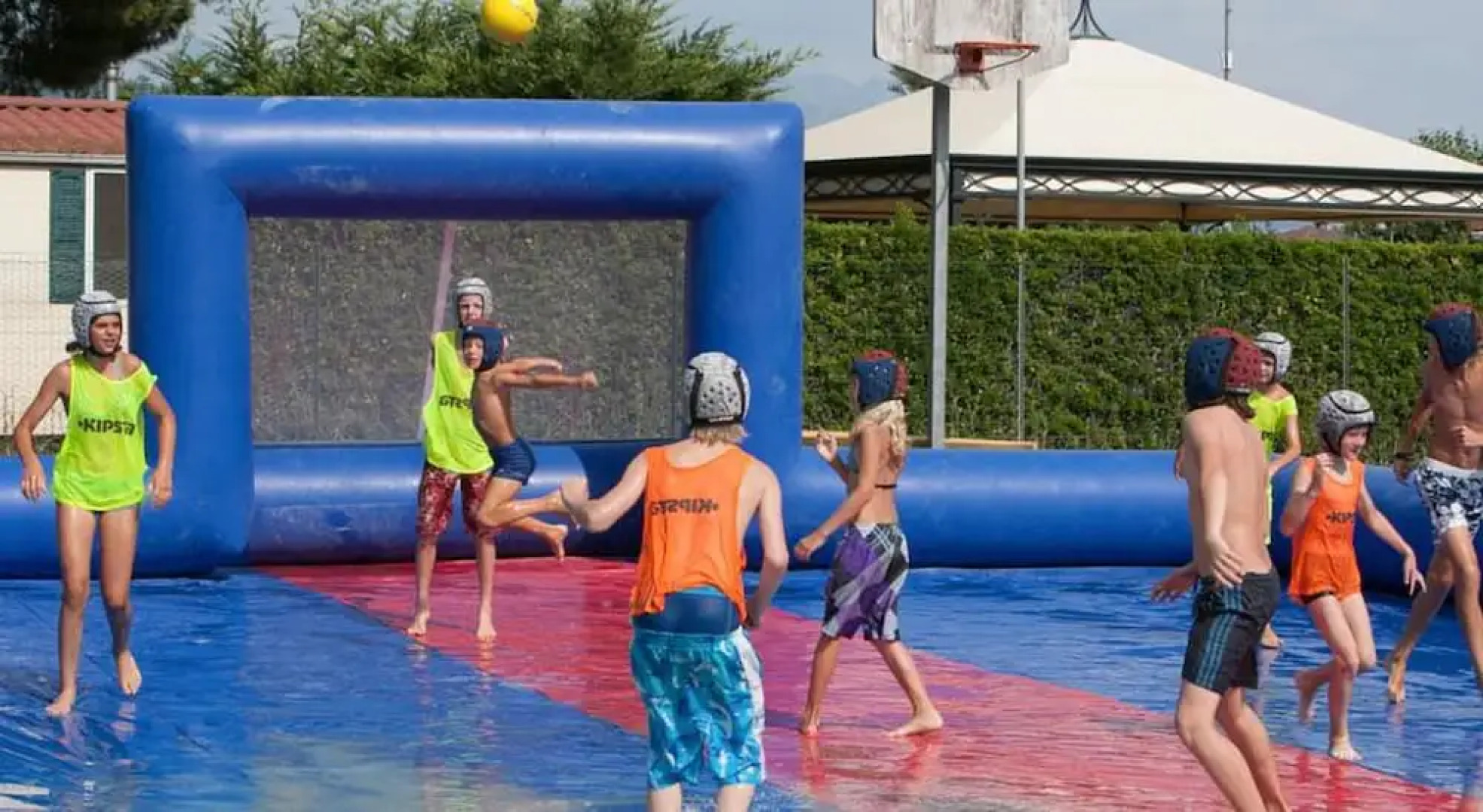 Holiday chalets on Camping River Village