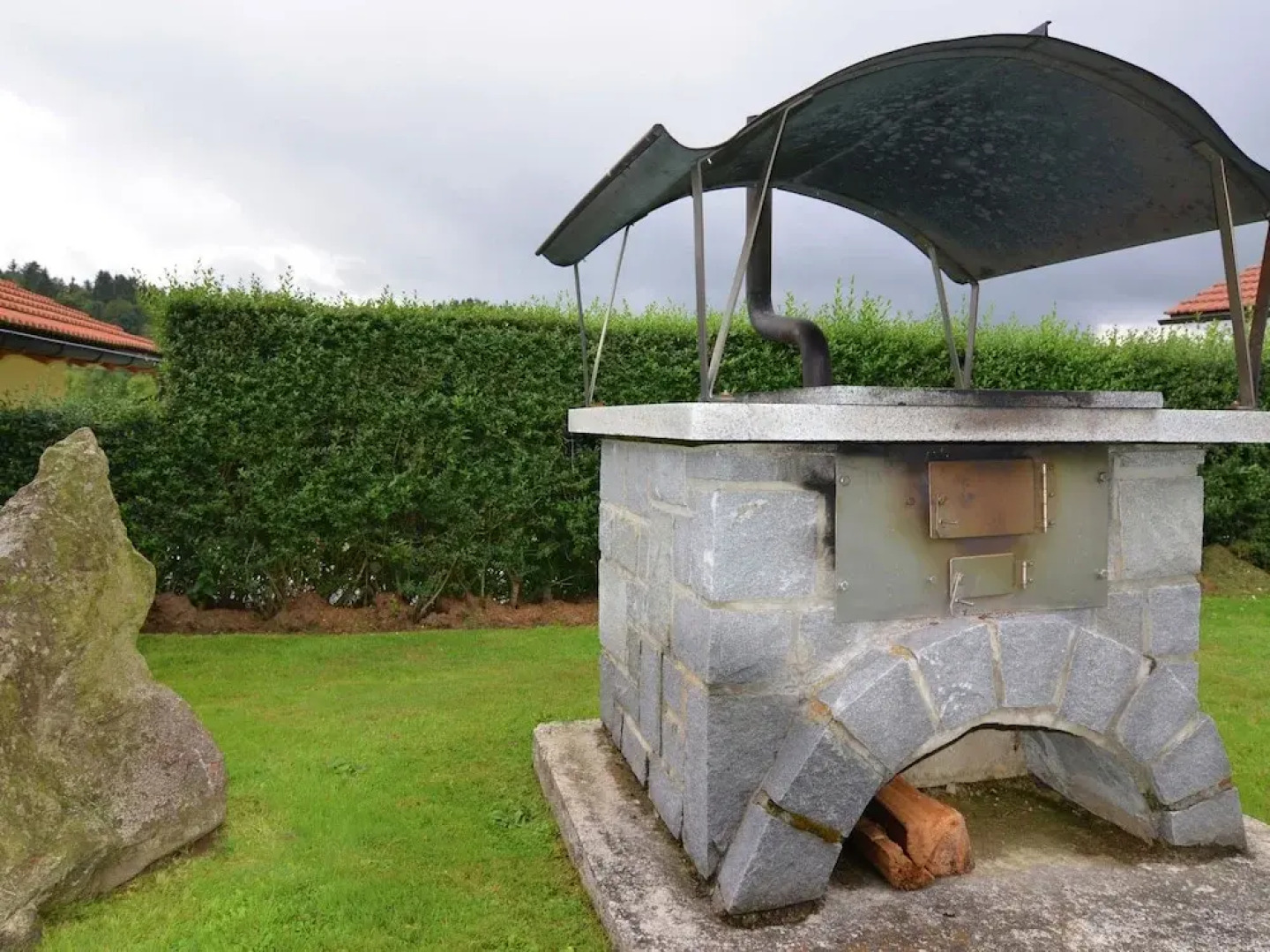 Holiday Home with 2 Living Areas, Garden, near Passau & Austria