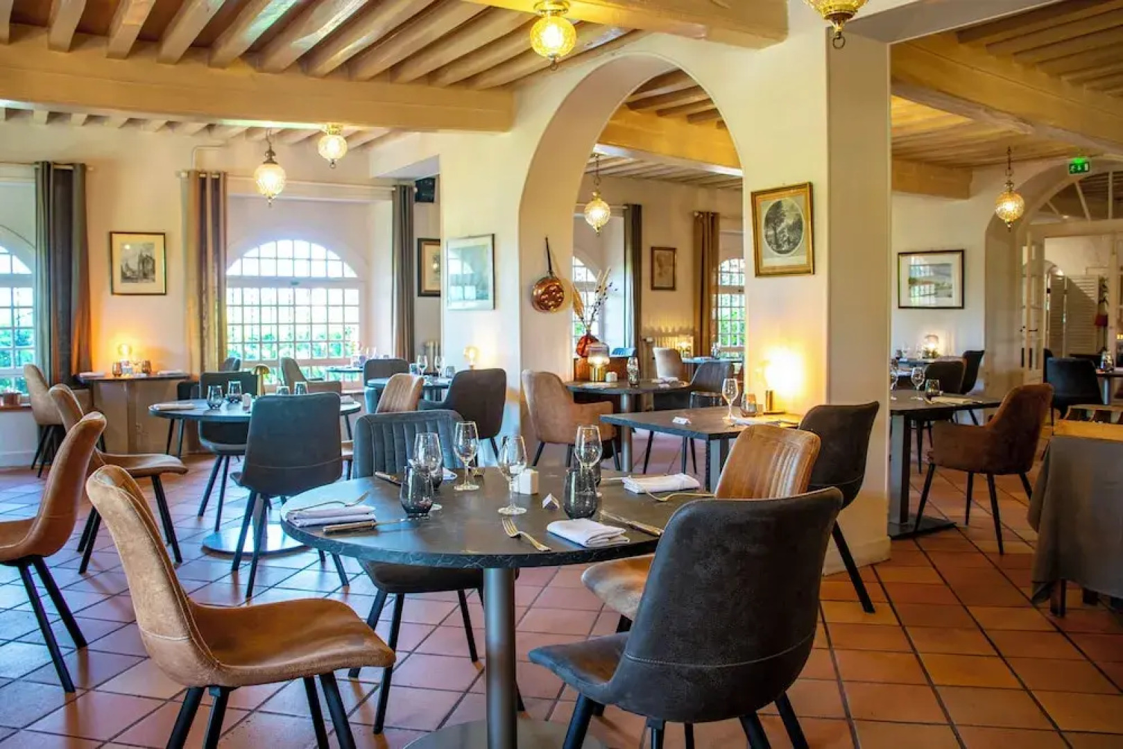 Le relais fleuri, Hôtel et restaurant Logis - Avallon